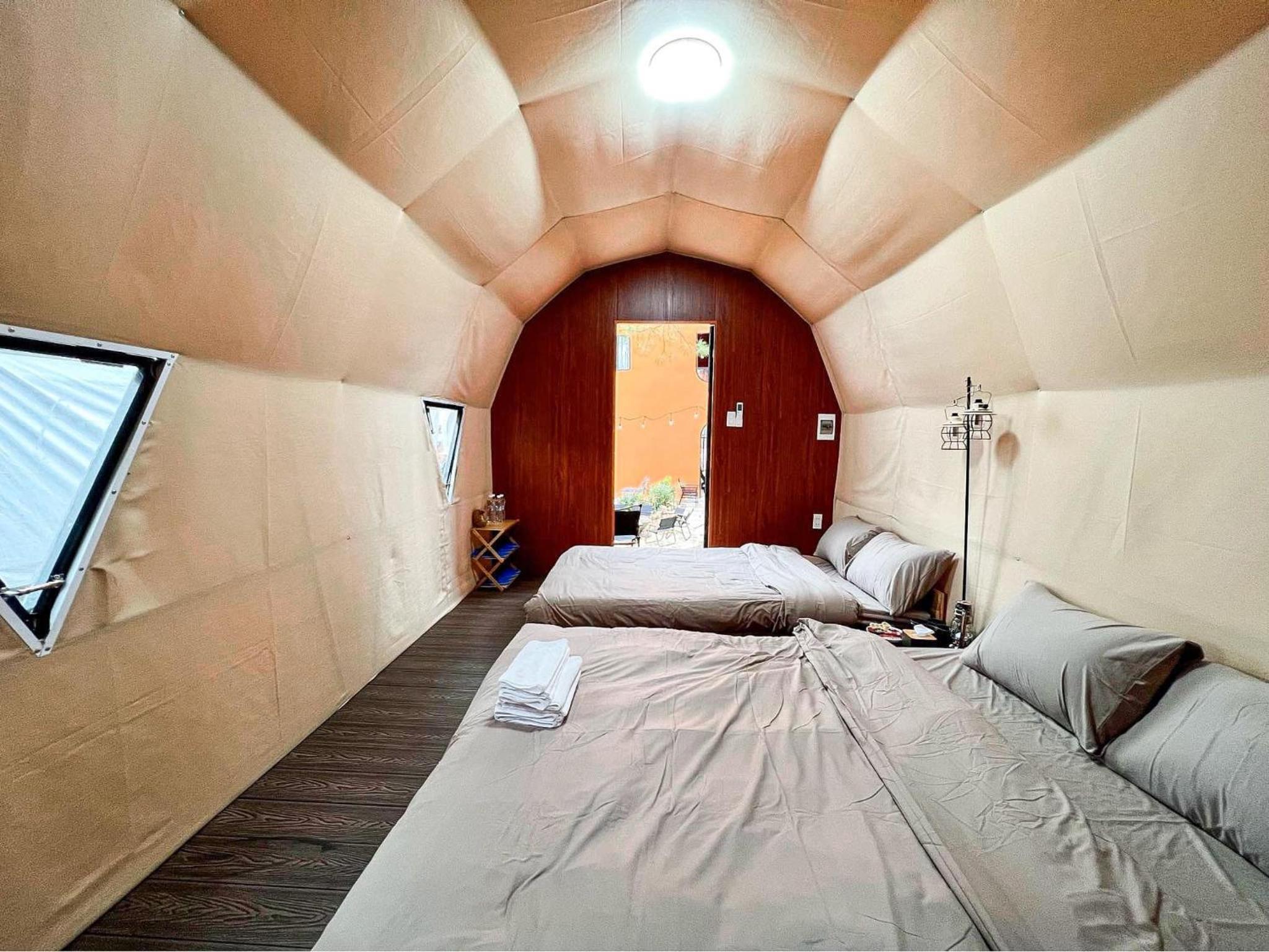 Tent - Photo 12