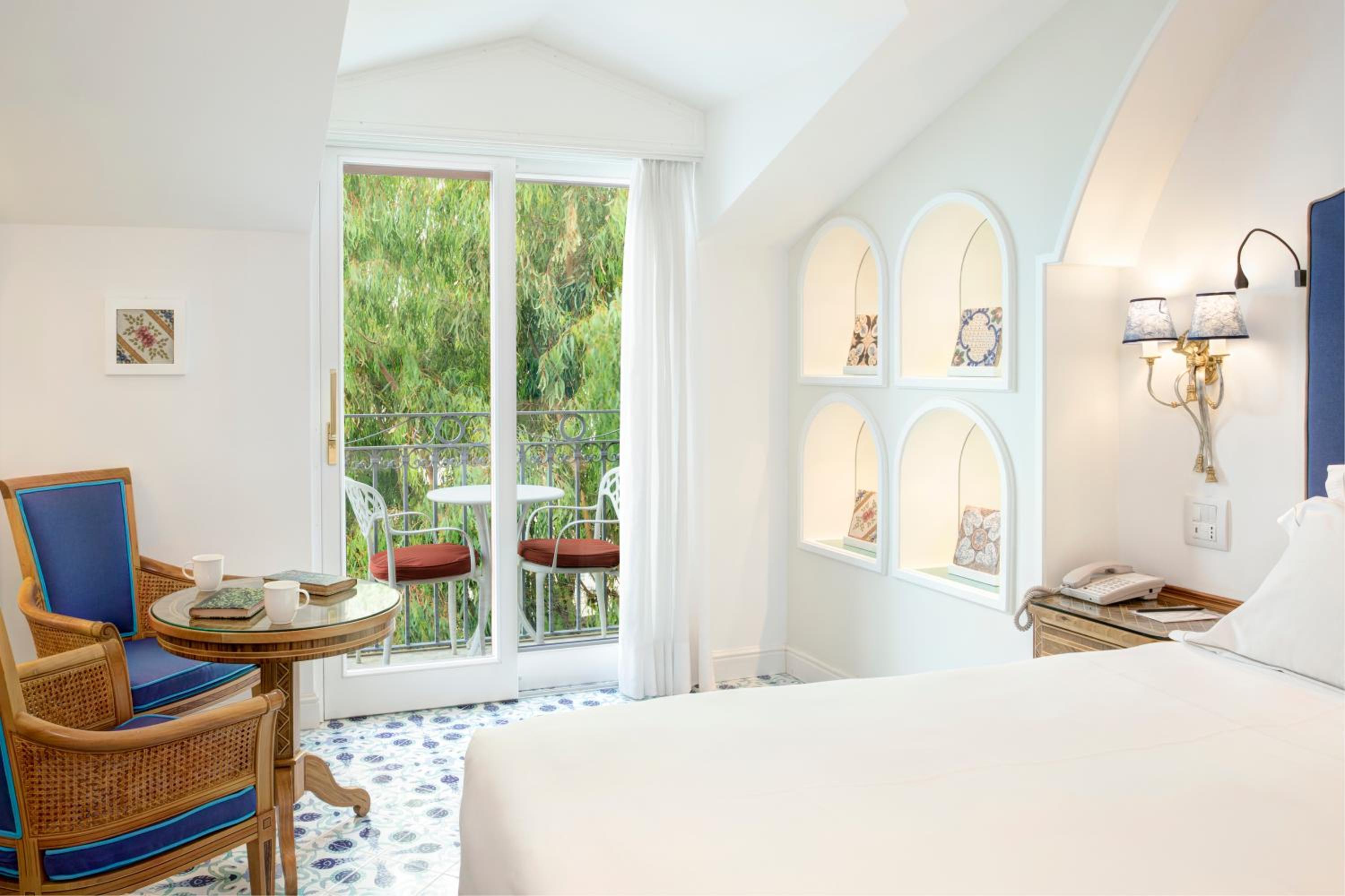 Superior Double or Twin Room with Garden View - Photo 4