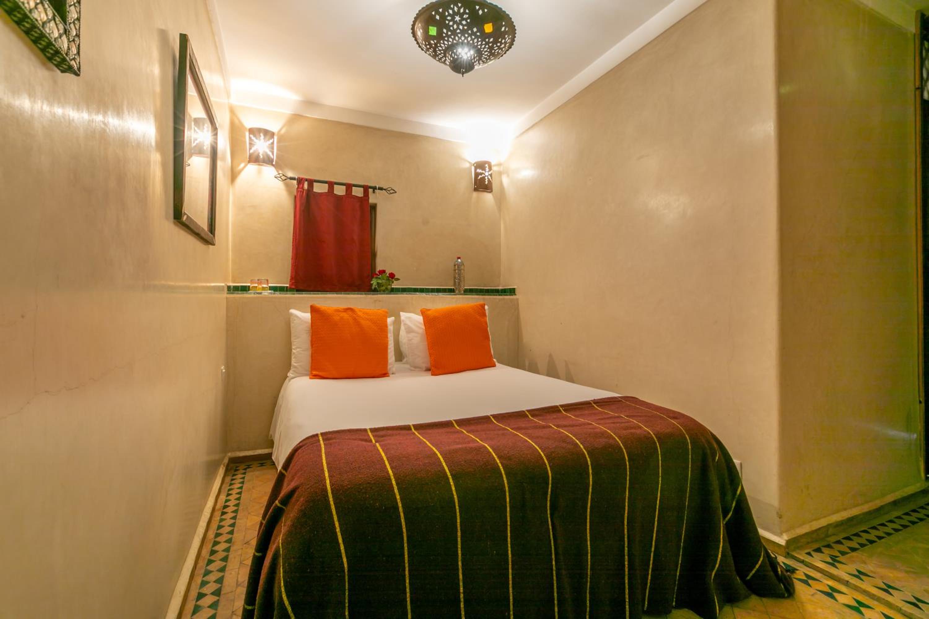 Single Room with Terrace