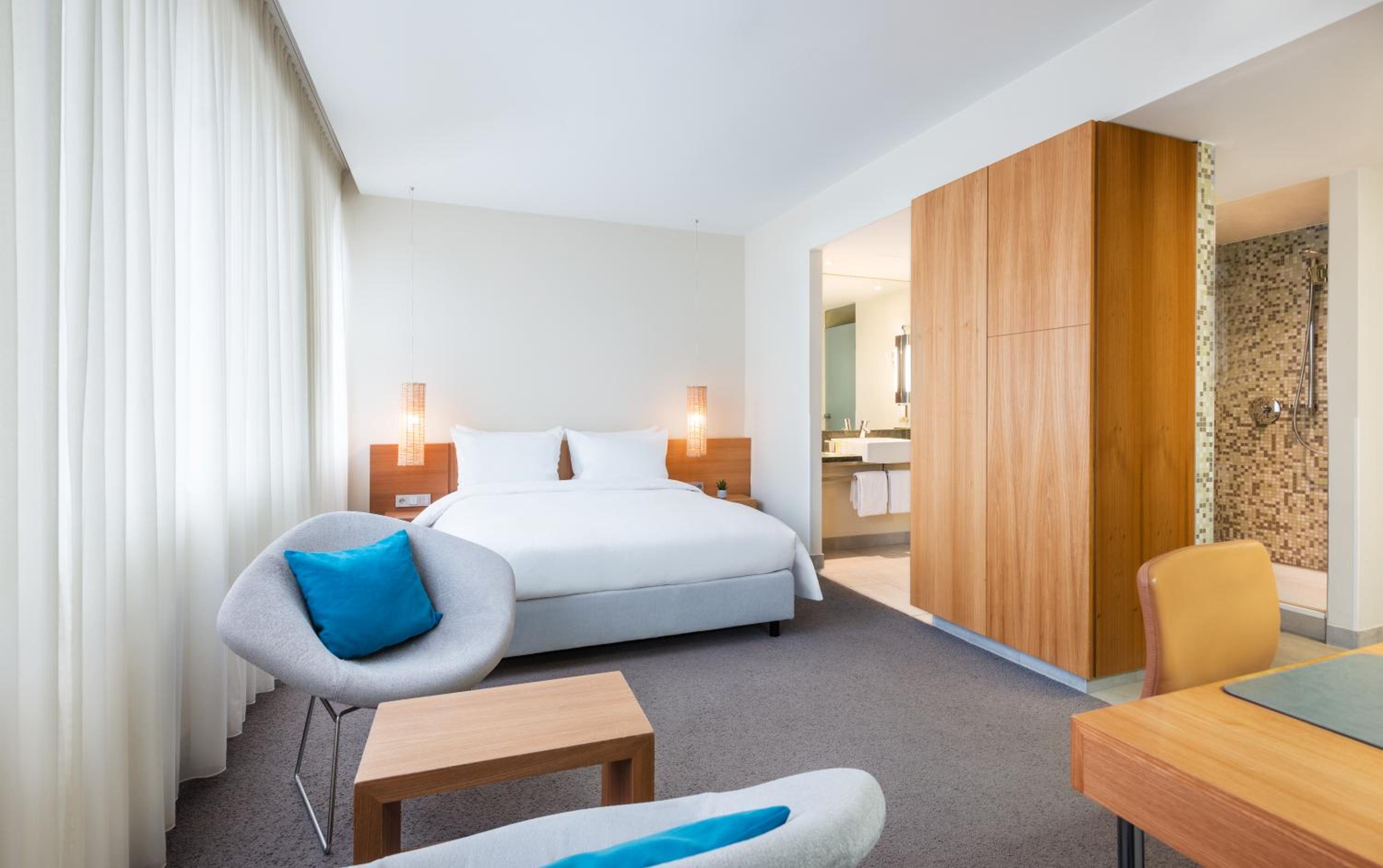 Queen Room - High Floor