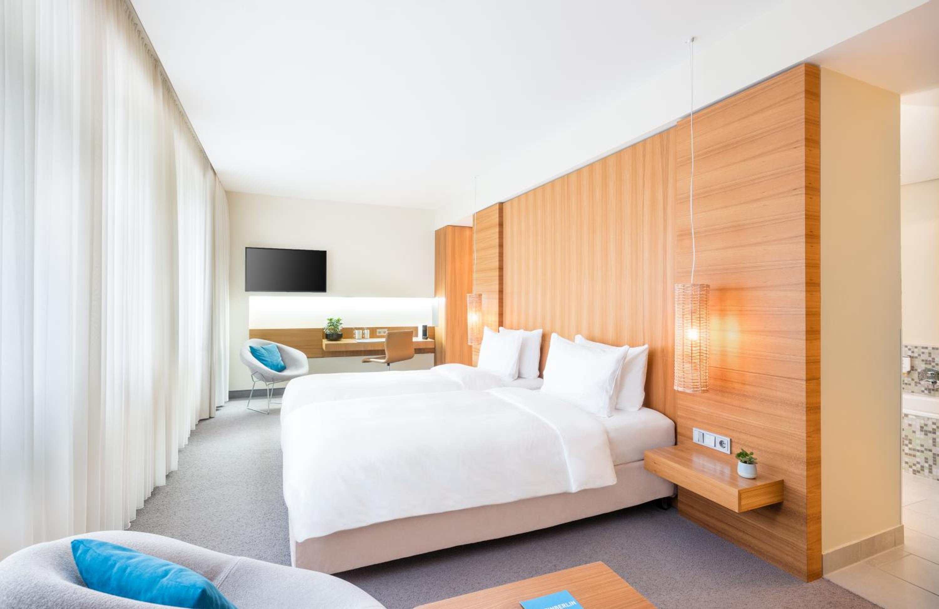 Deluxe Twin Room