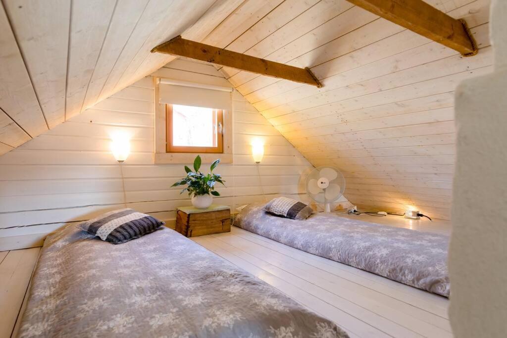 Two-Bedroom House photo 3