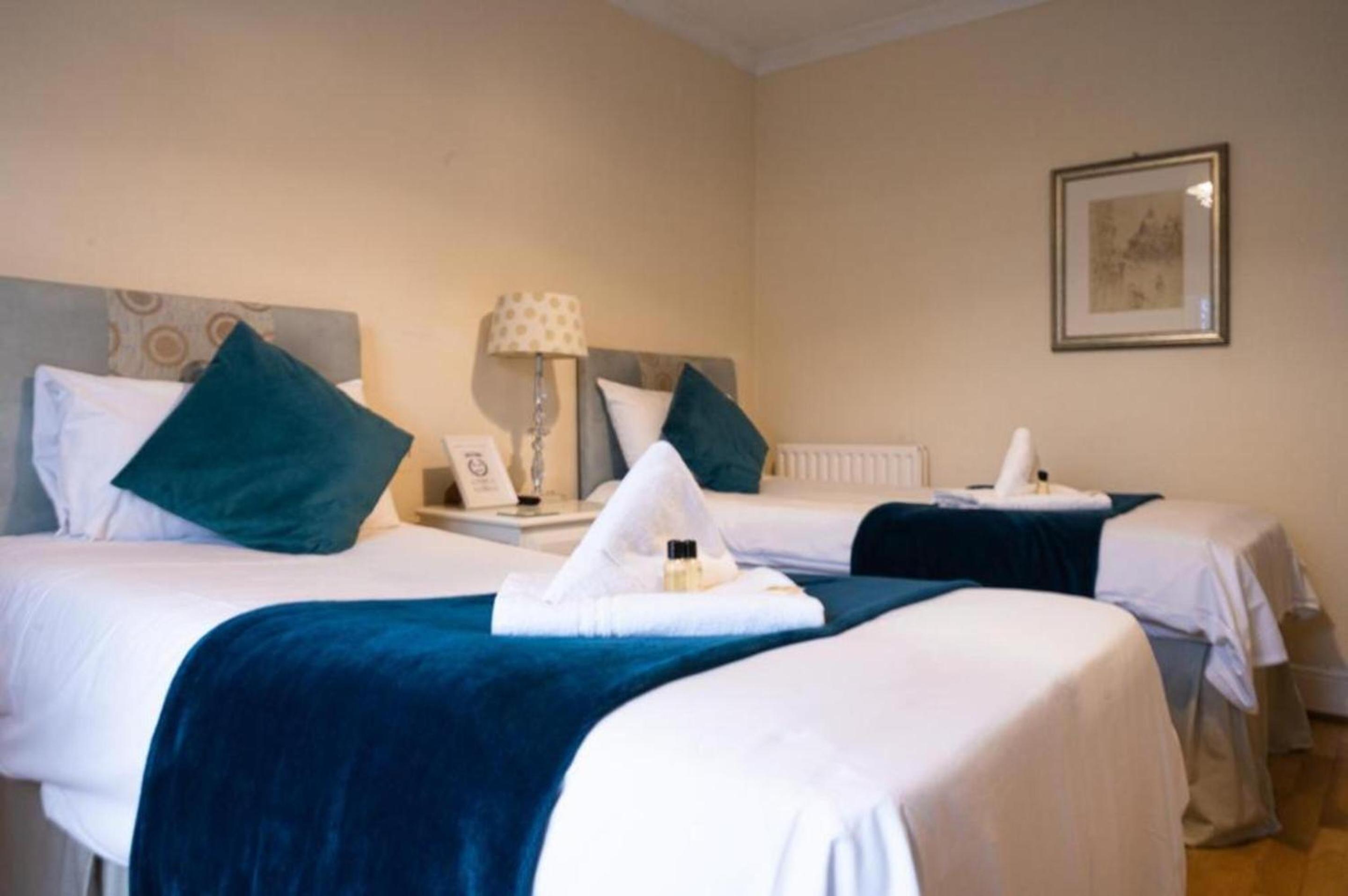 Standard Twin Room photo 3