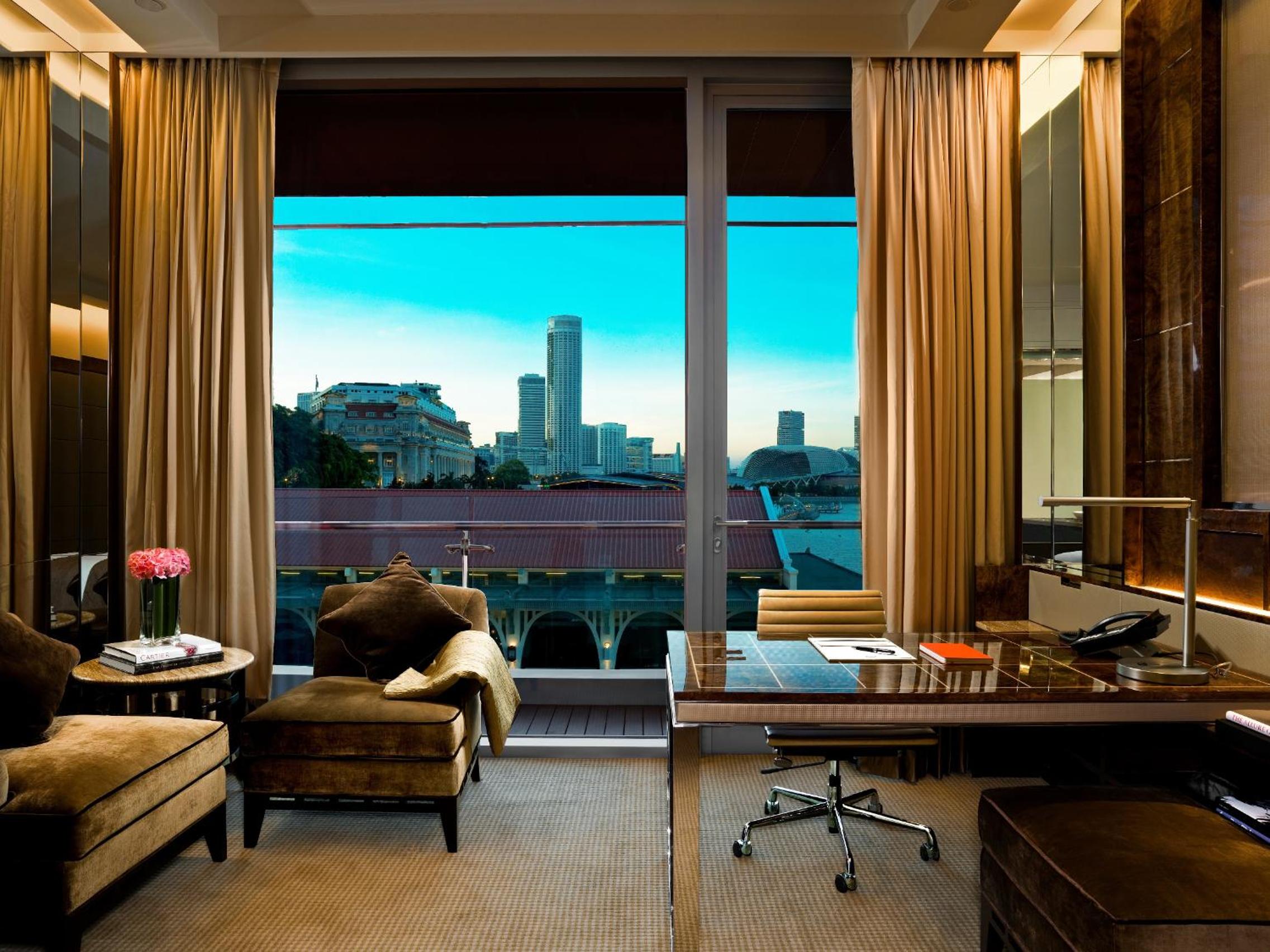 Taste the Good Life By The Bay Package - Premier Room with Complimentary Breakfast and $100 SGD net flexible Dining Credits per stay