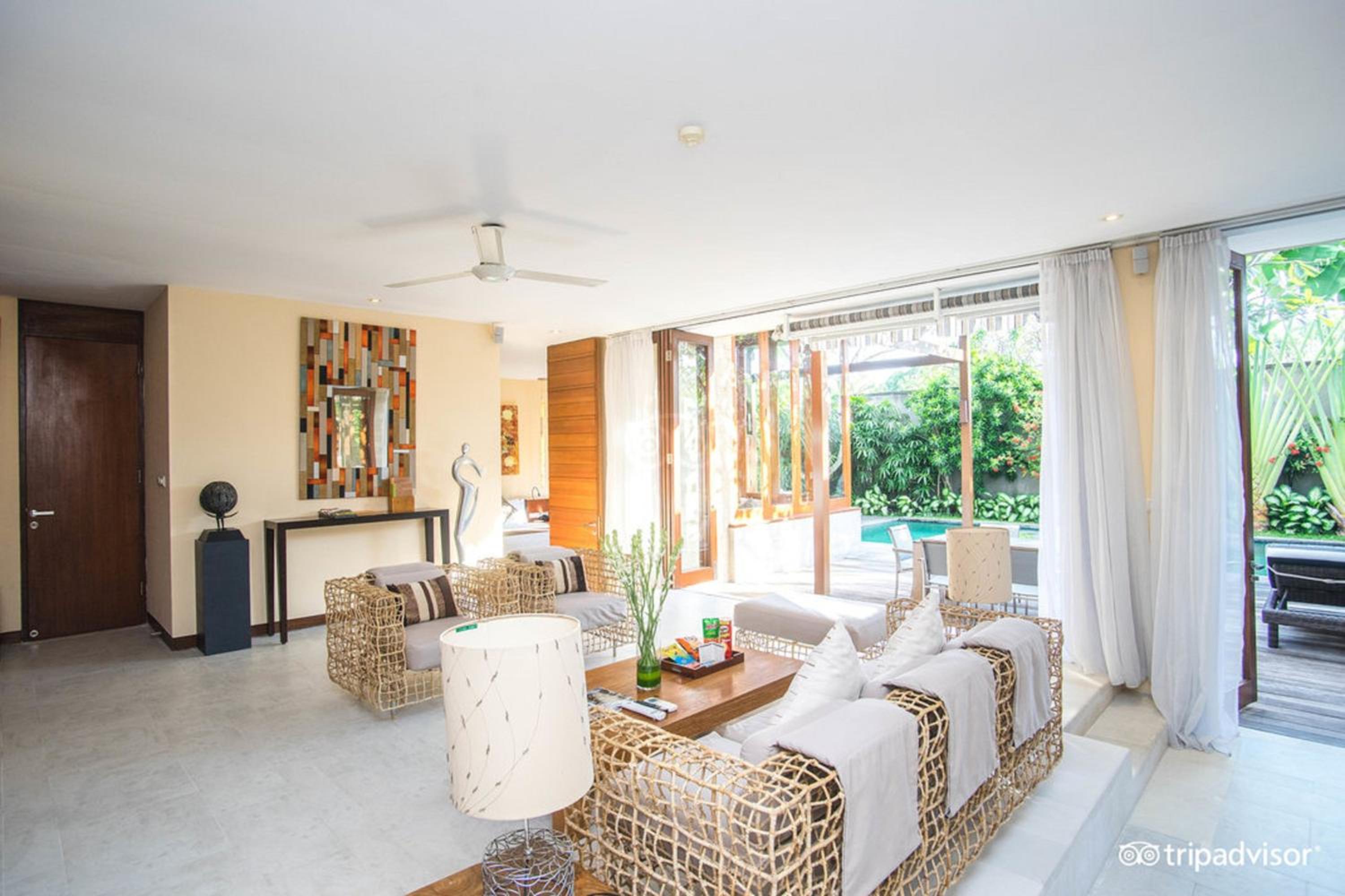 Two-Bedroom Villa with Private Pool - Photo 22
