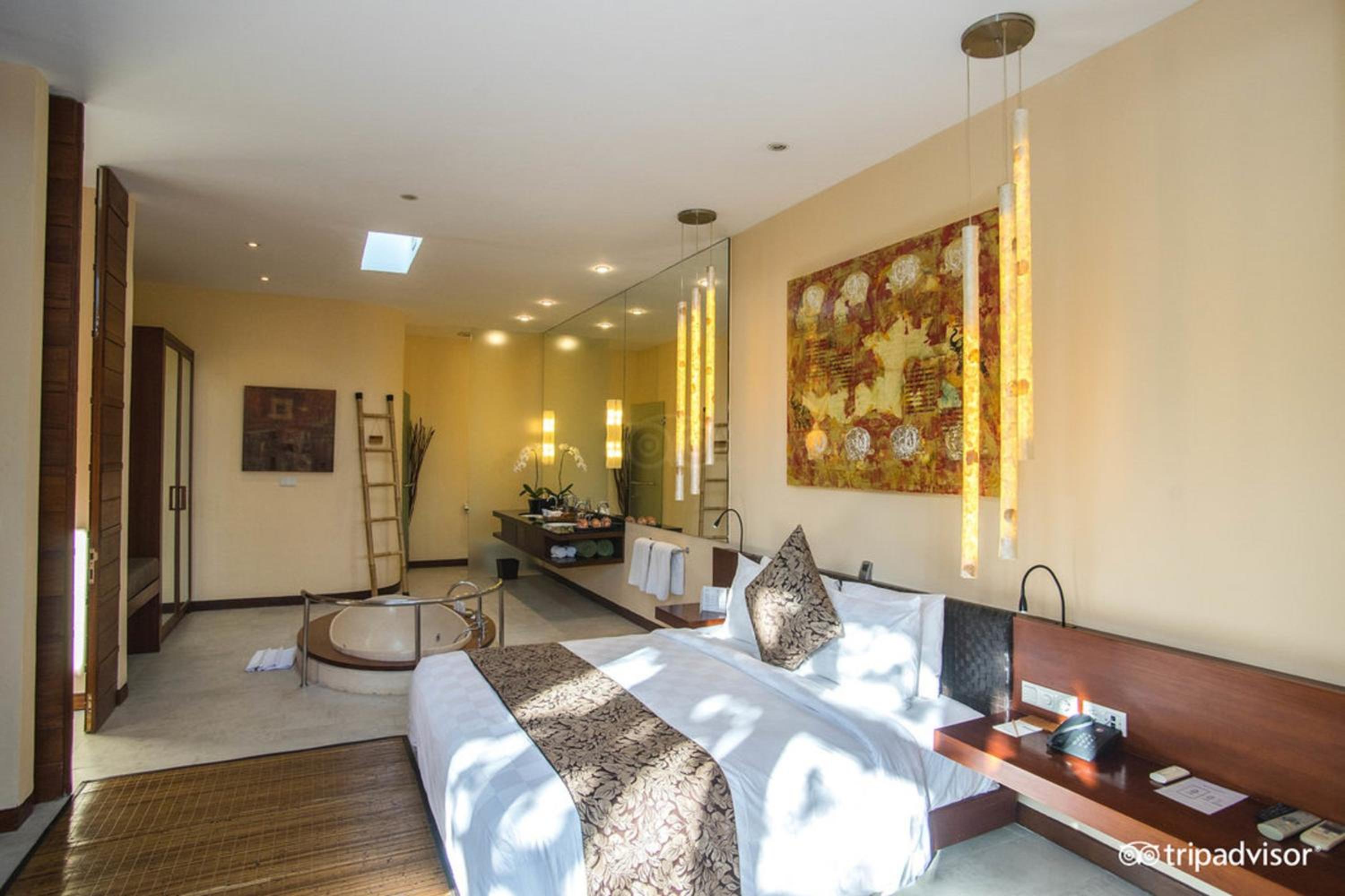 Two-Bedroom Villa with Private Pool - Photo 26