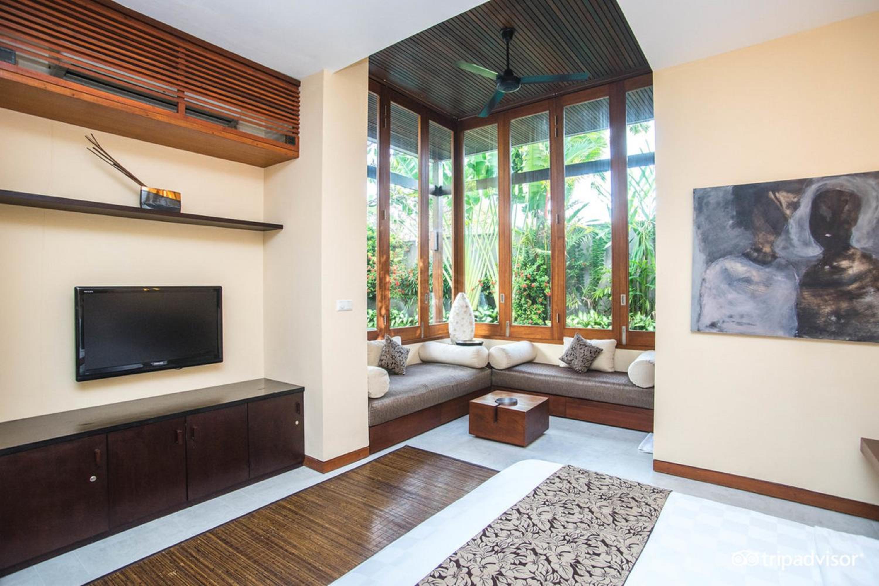 Two-Bedroom Villa with Private Pool - Photo 21