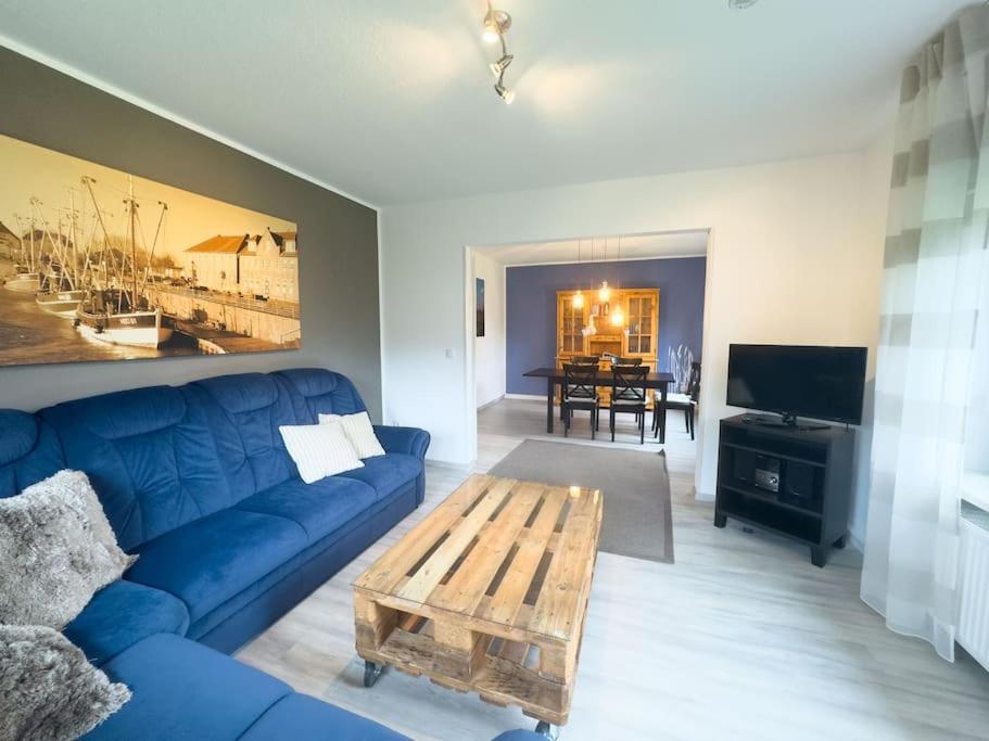 Three-Bedroom House photo 1