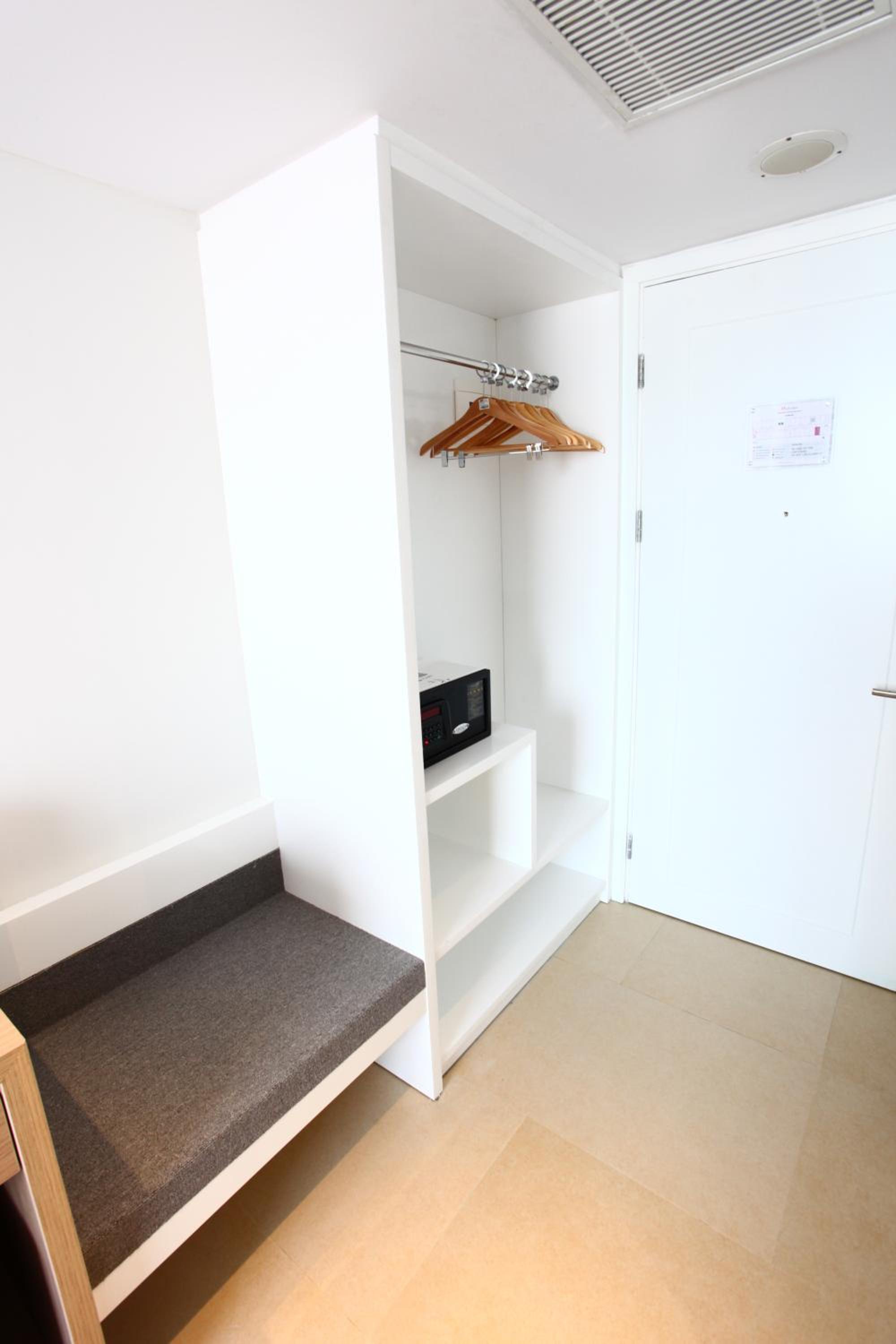 Deluxe Twin Room photo 3