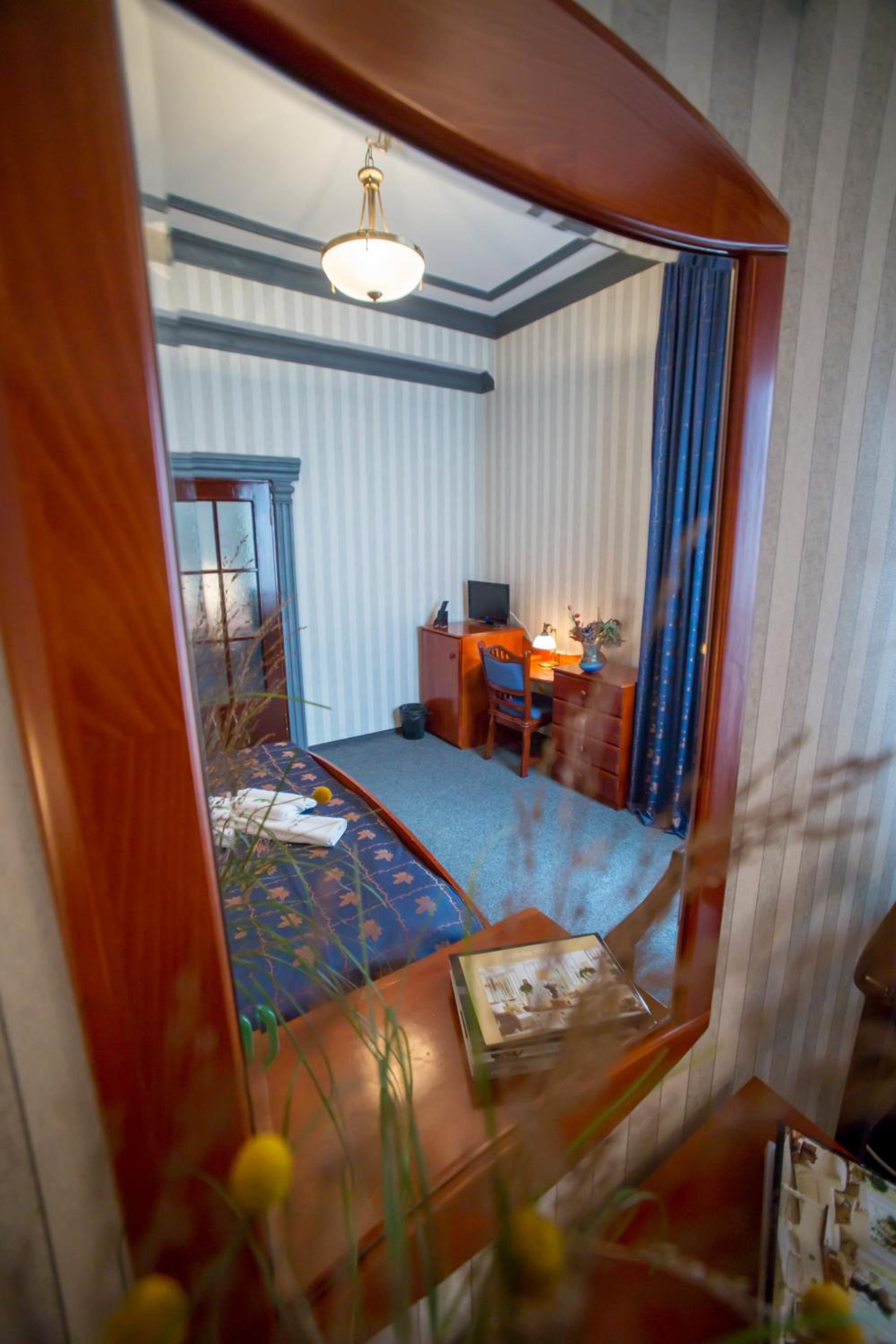 Suite - Photo 6