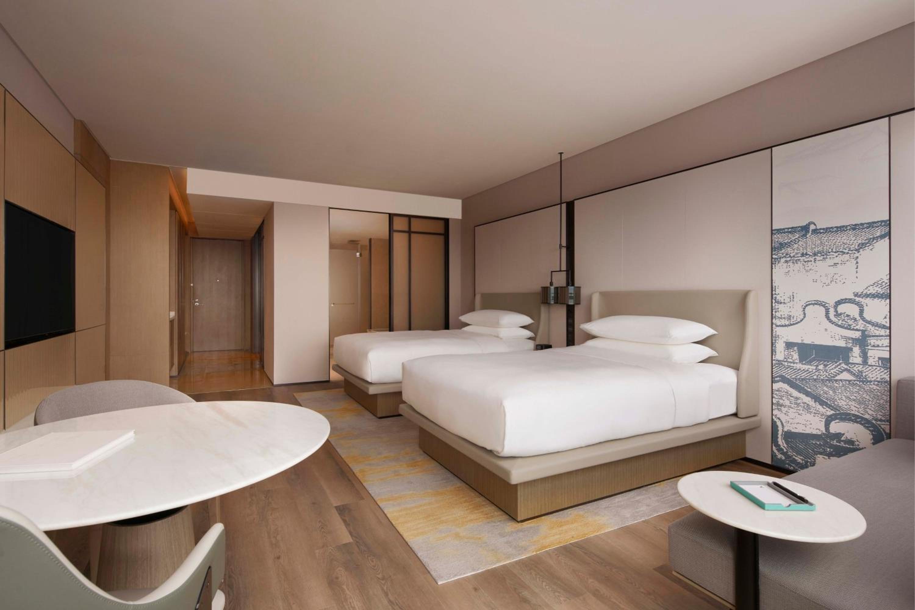 Executive Double Room with Two Double Beds and City View