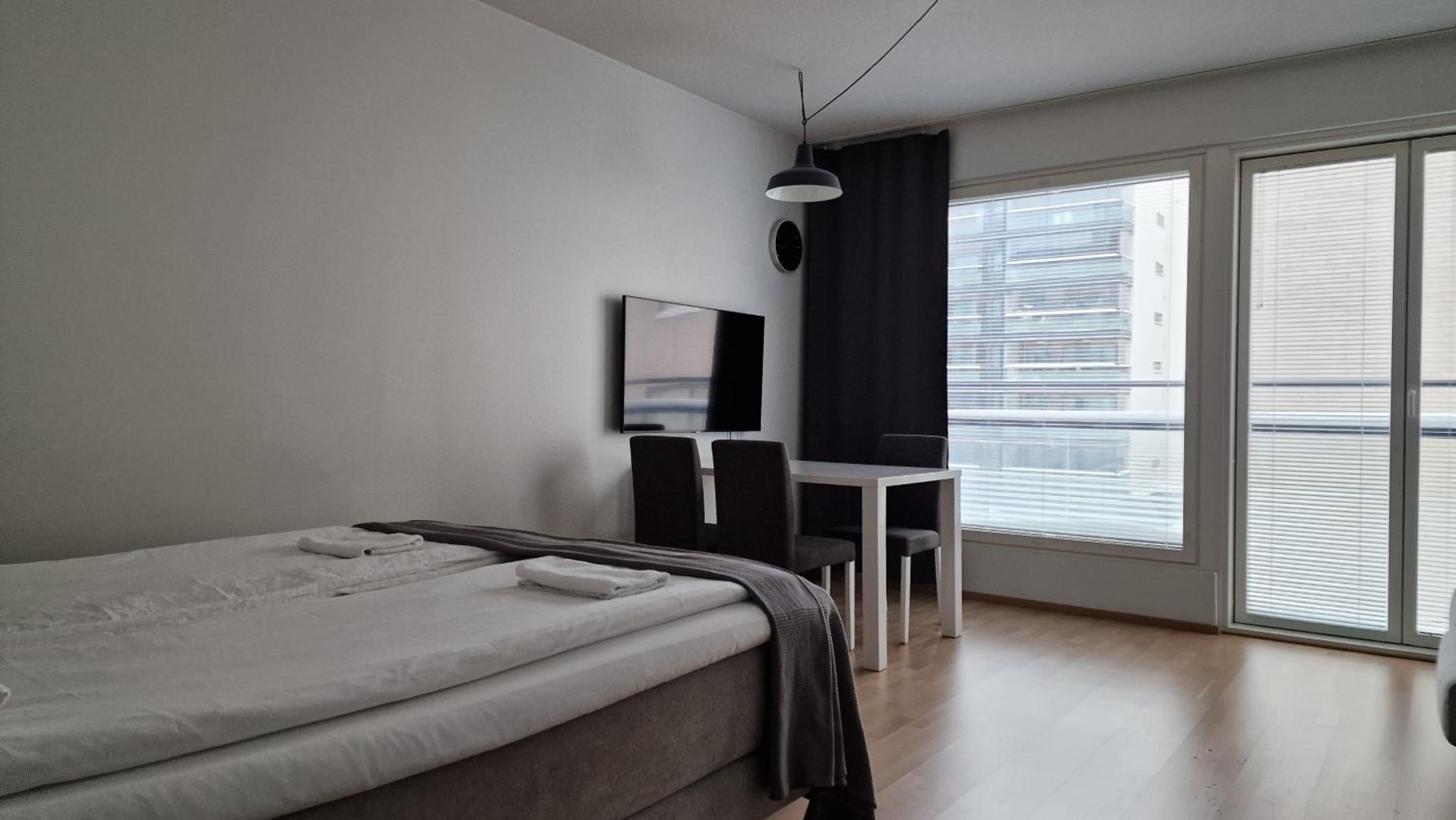 One-Bedroom Apartment photo 3