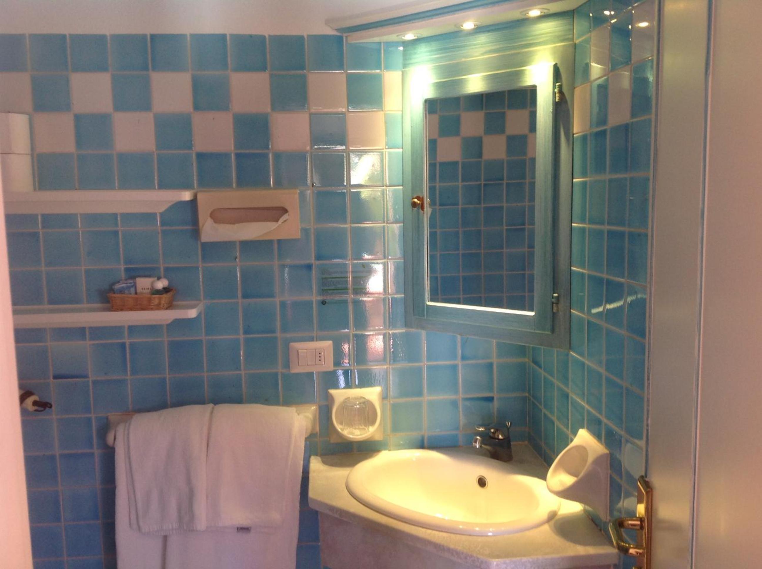 Basic Double Room - Photo 6