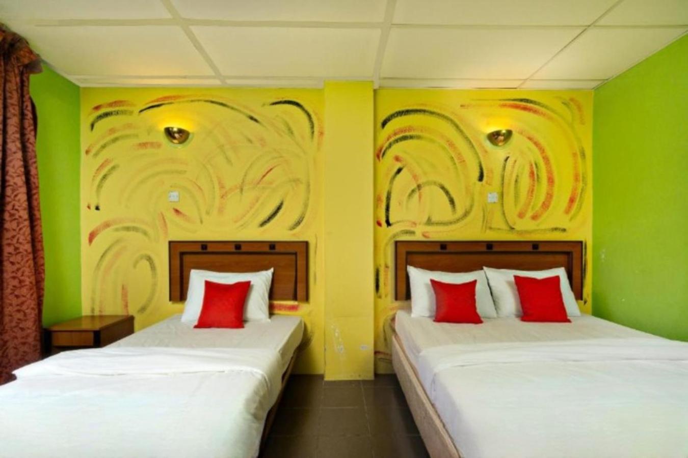 Deluxe Triple Room - Photo 1