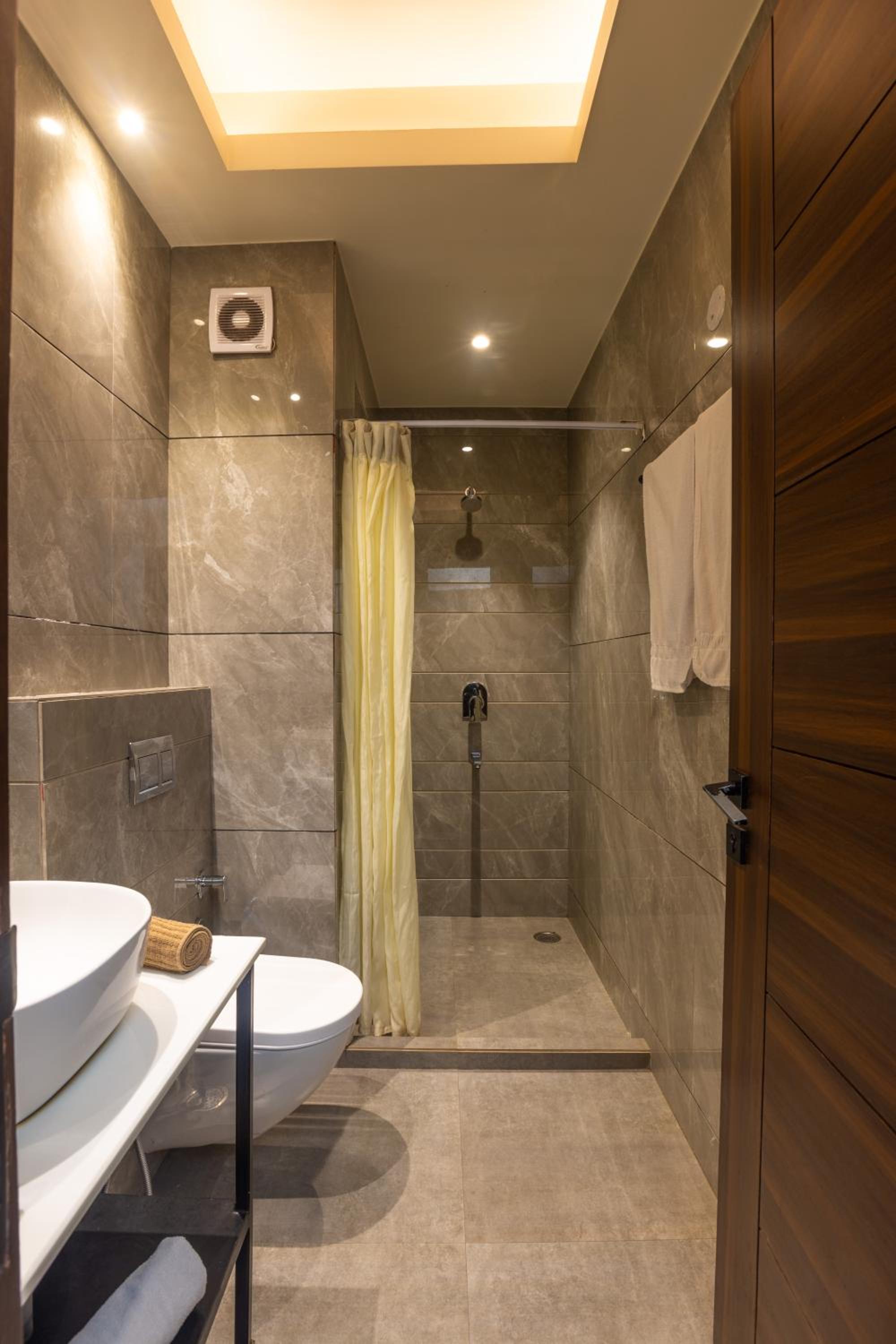 Standard Double Room with 10% discount on food - Photo 4
