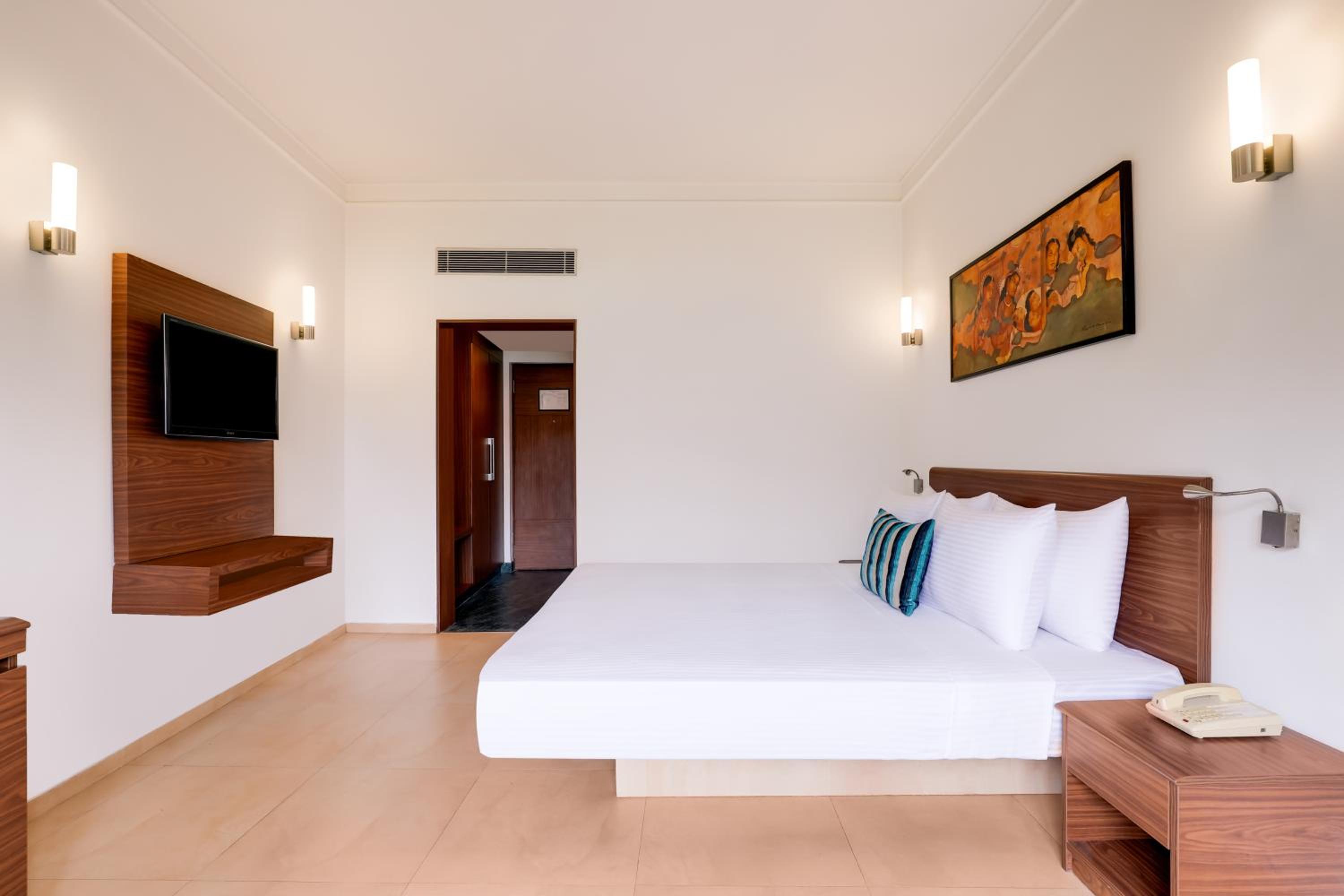 Executive King Room with Garden - Photo 5