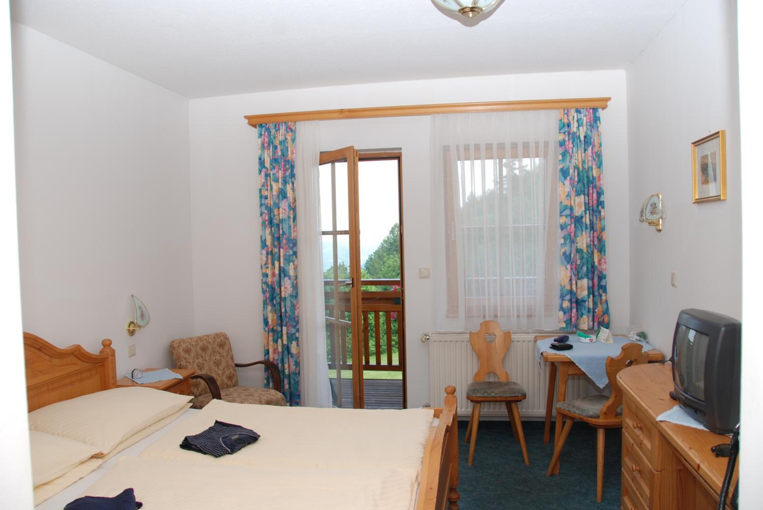 Double Room with Balcony photo 3