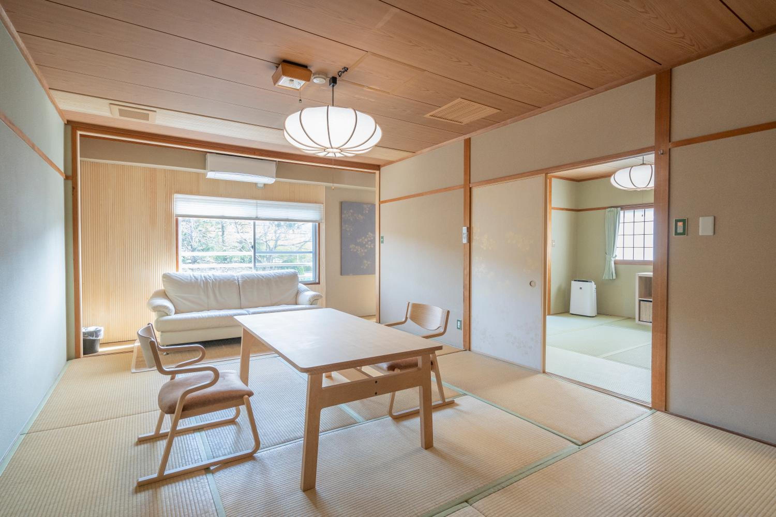 Japanese-Style Family Room -Non-Smoking - Photo 1