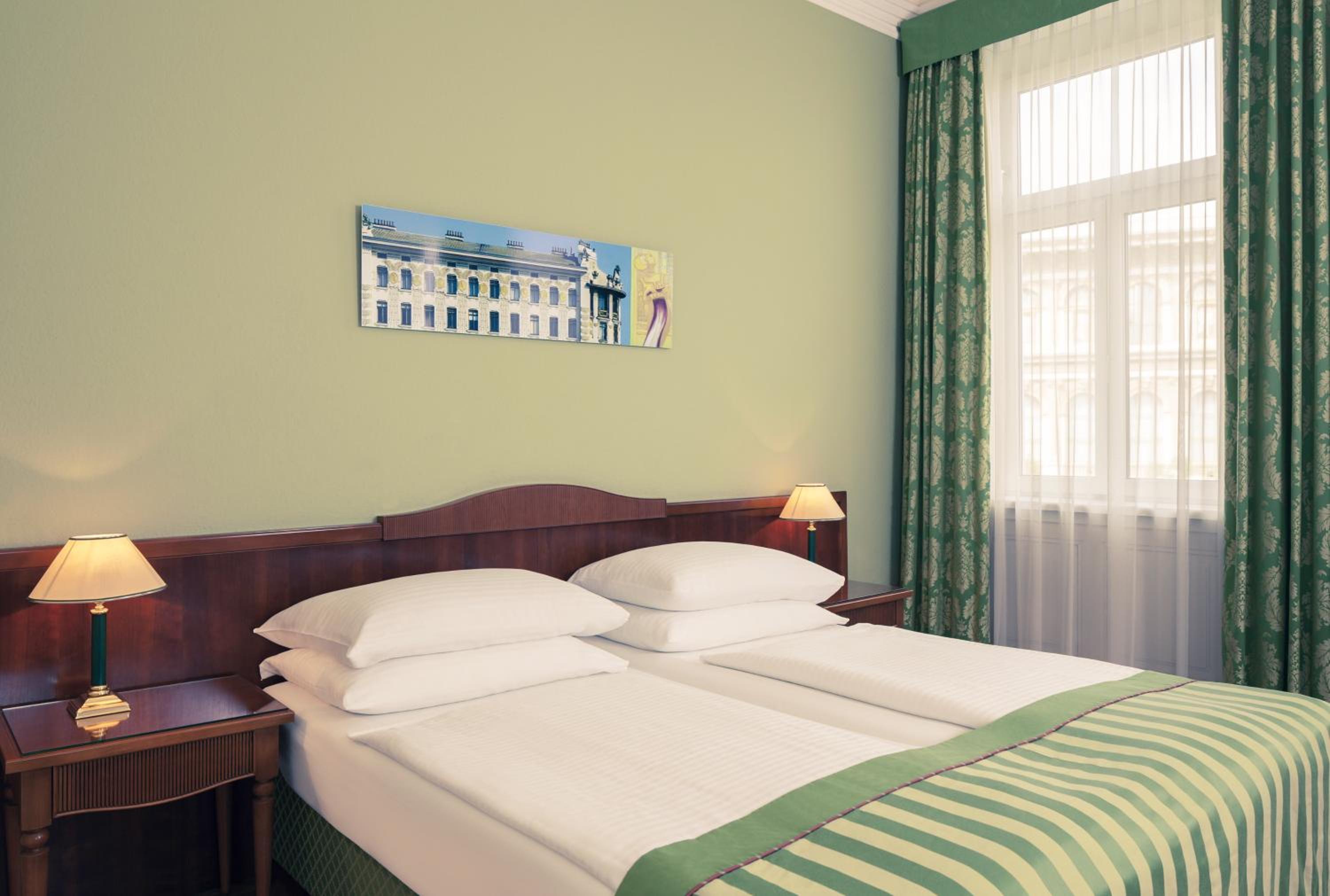Classic Double Room