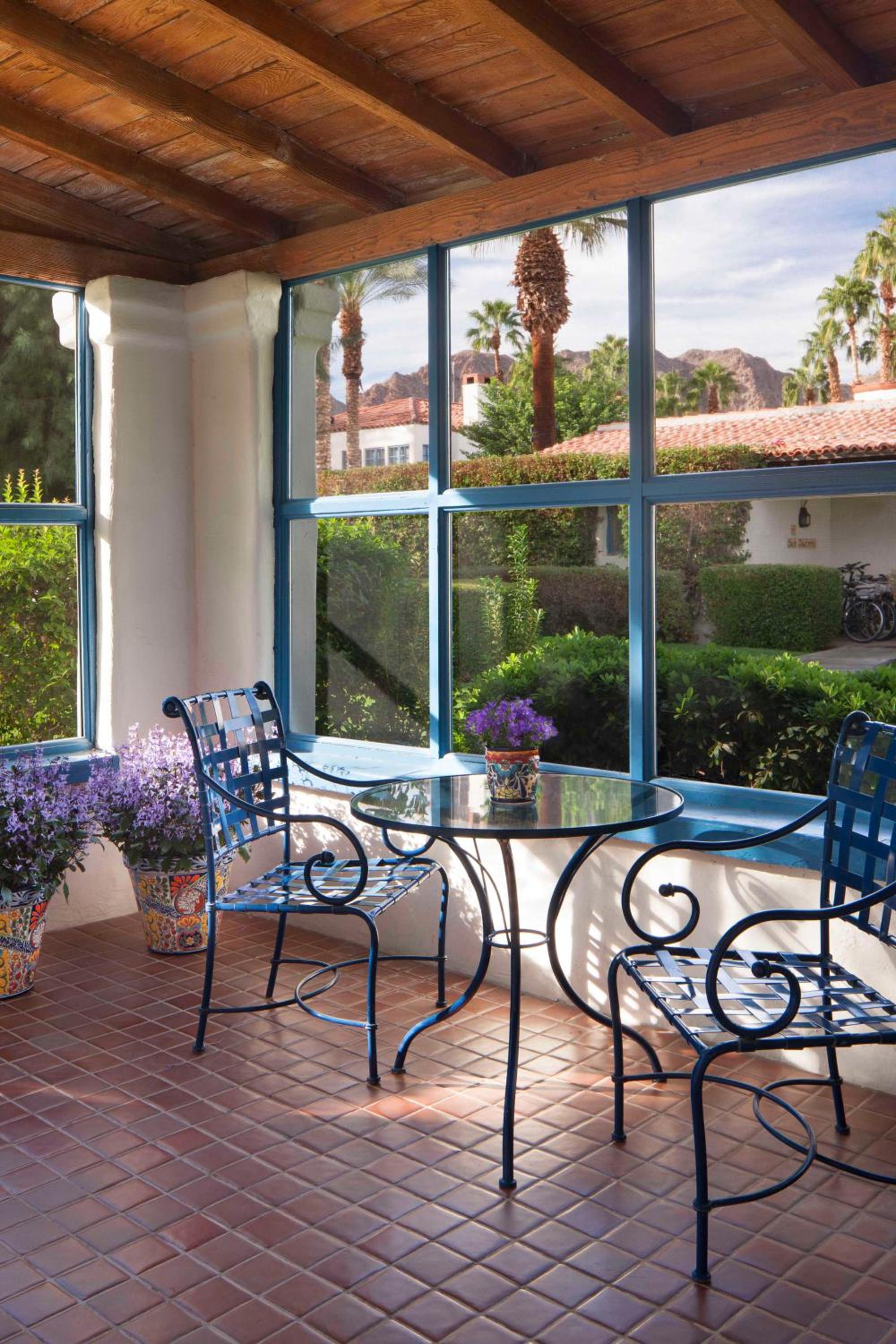 Vintage Casita - 1 King - Photo 3