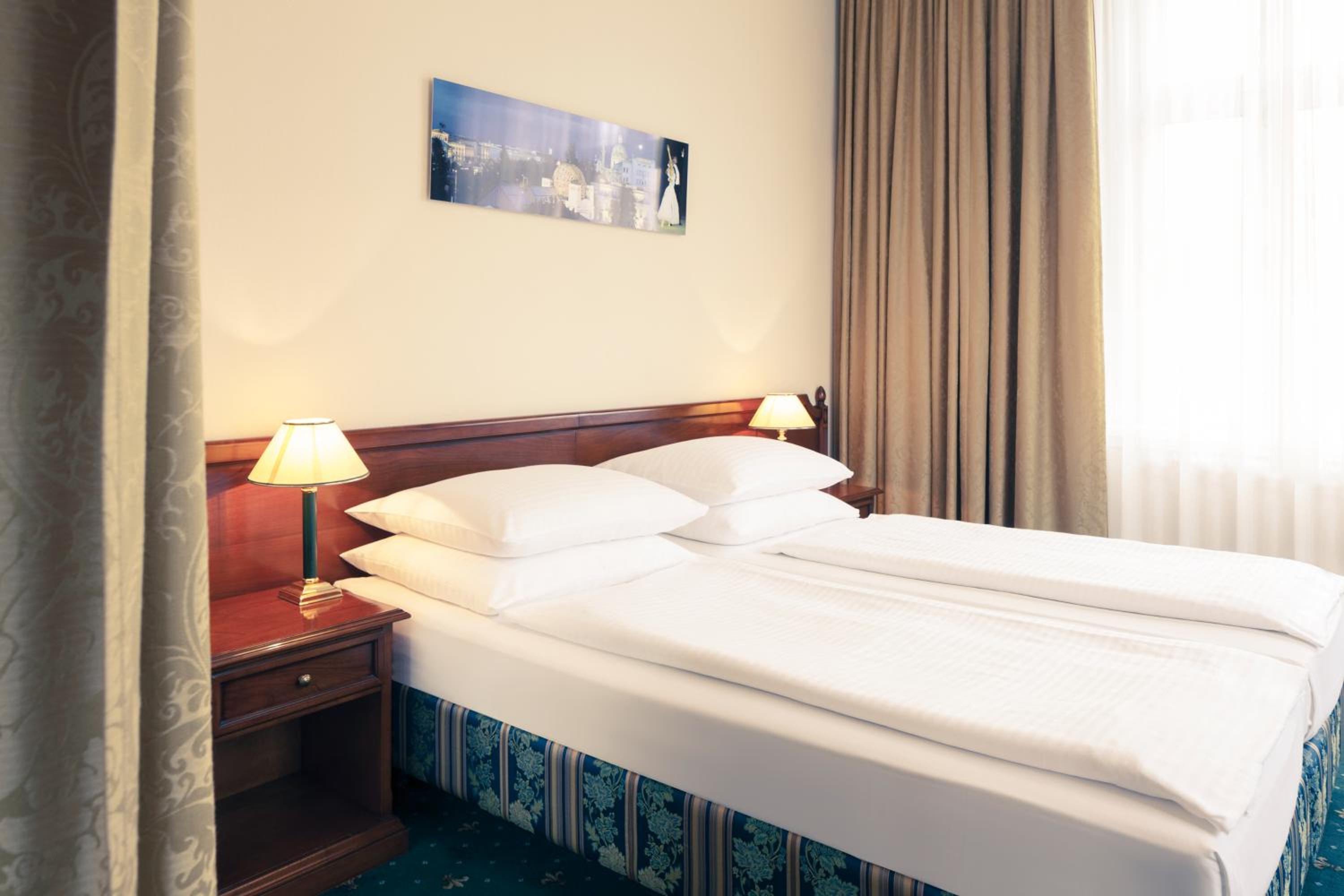 Classic Double Room