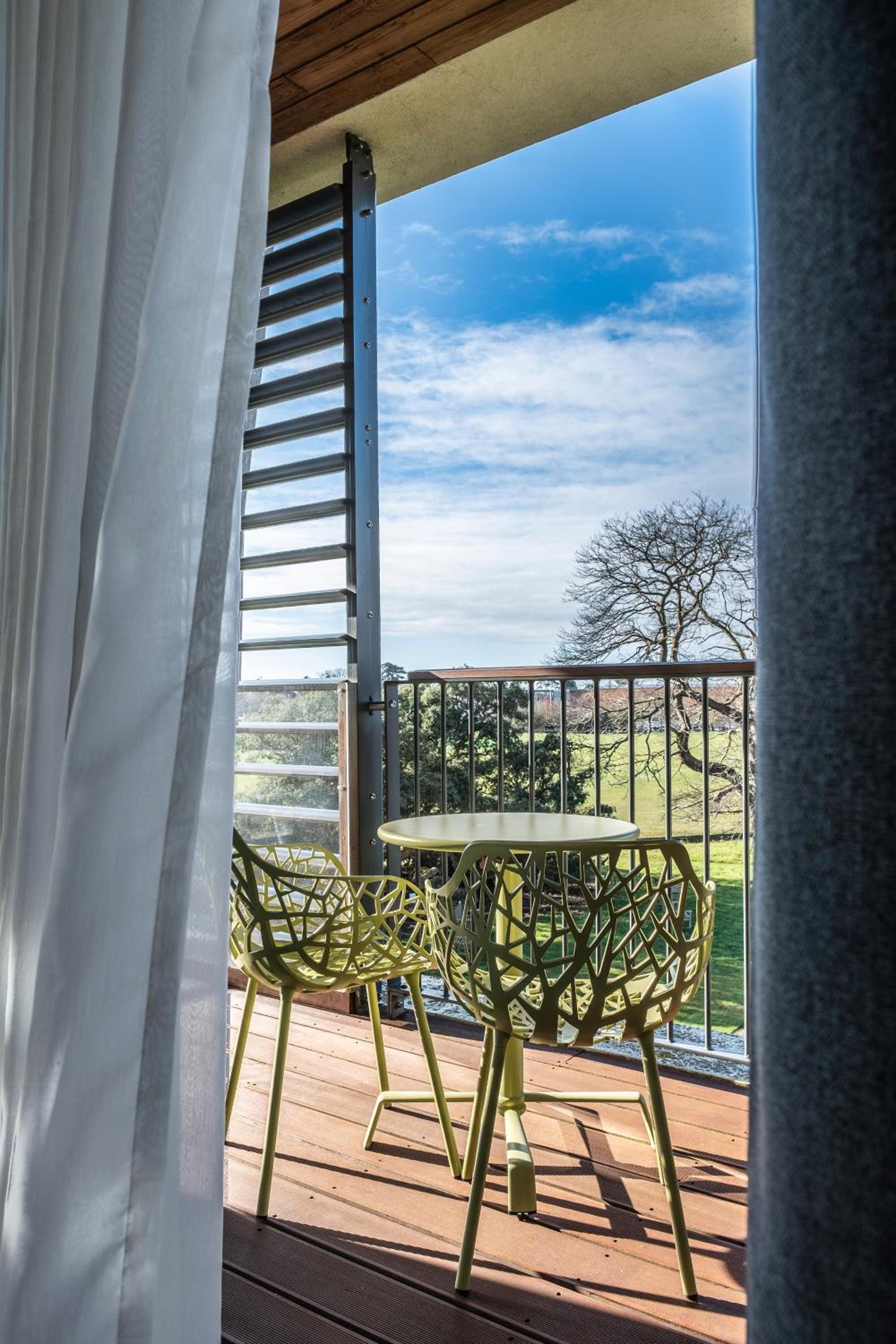 Superior Balcony Room photo 2