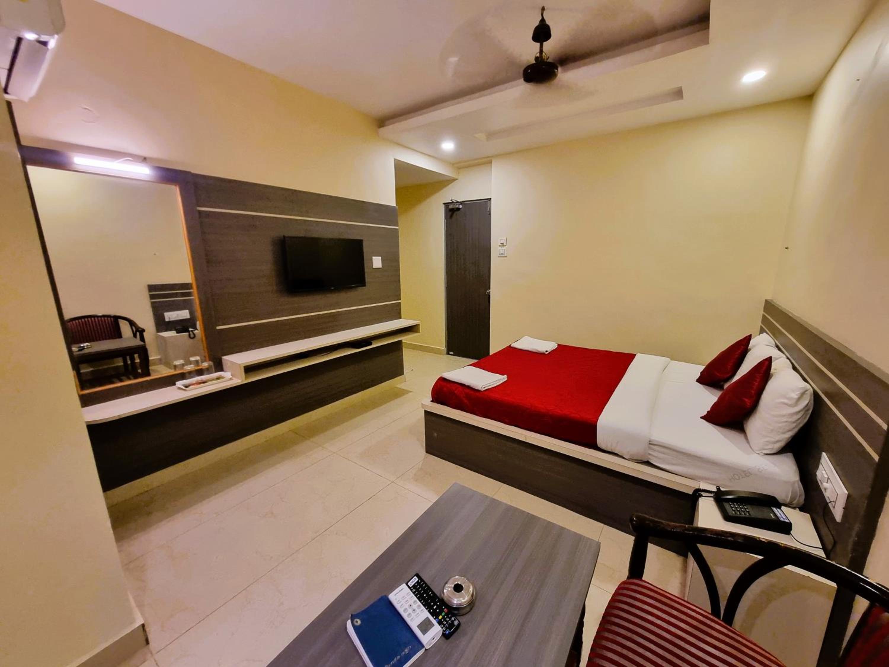 Deluxe Double Room - Photo 2