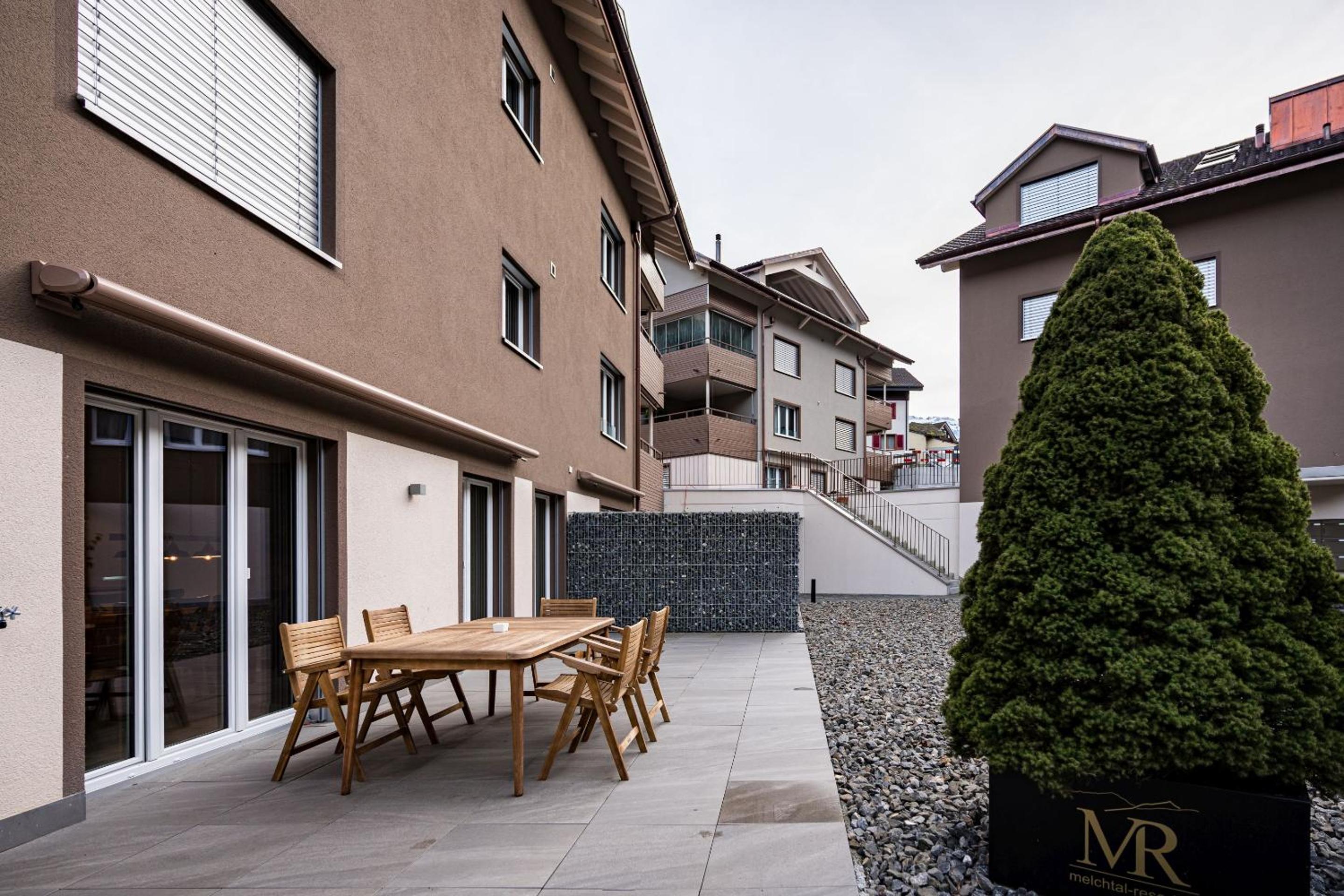 Apartment with Mountain View - Photo 18