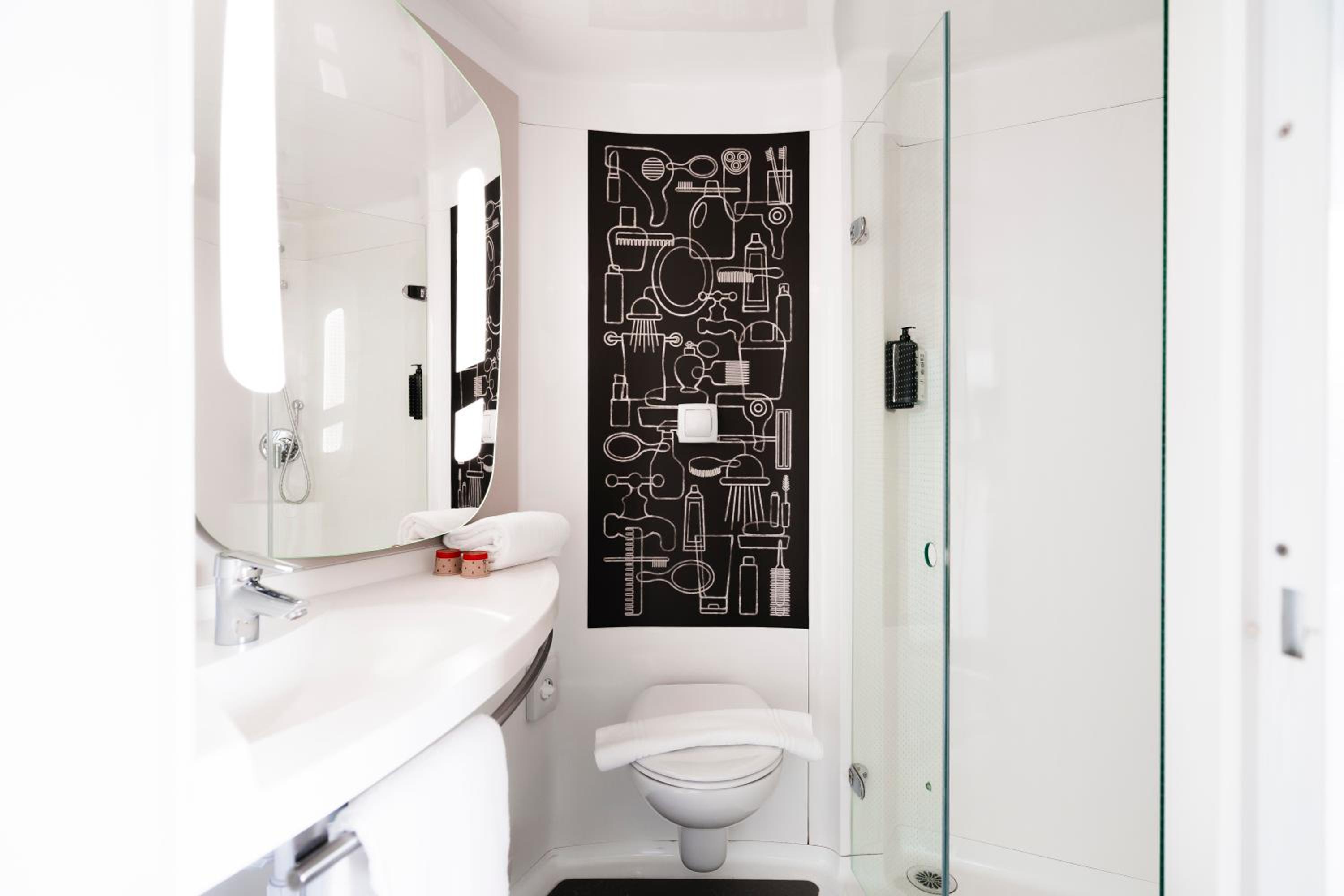 Standard Triple Room - Photo 8