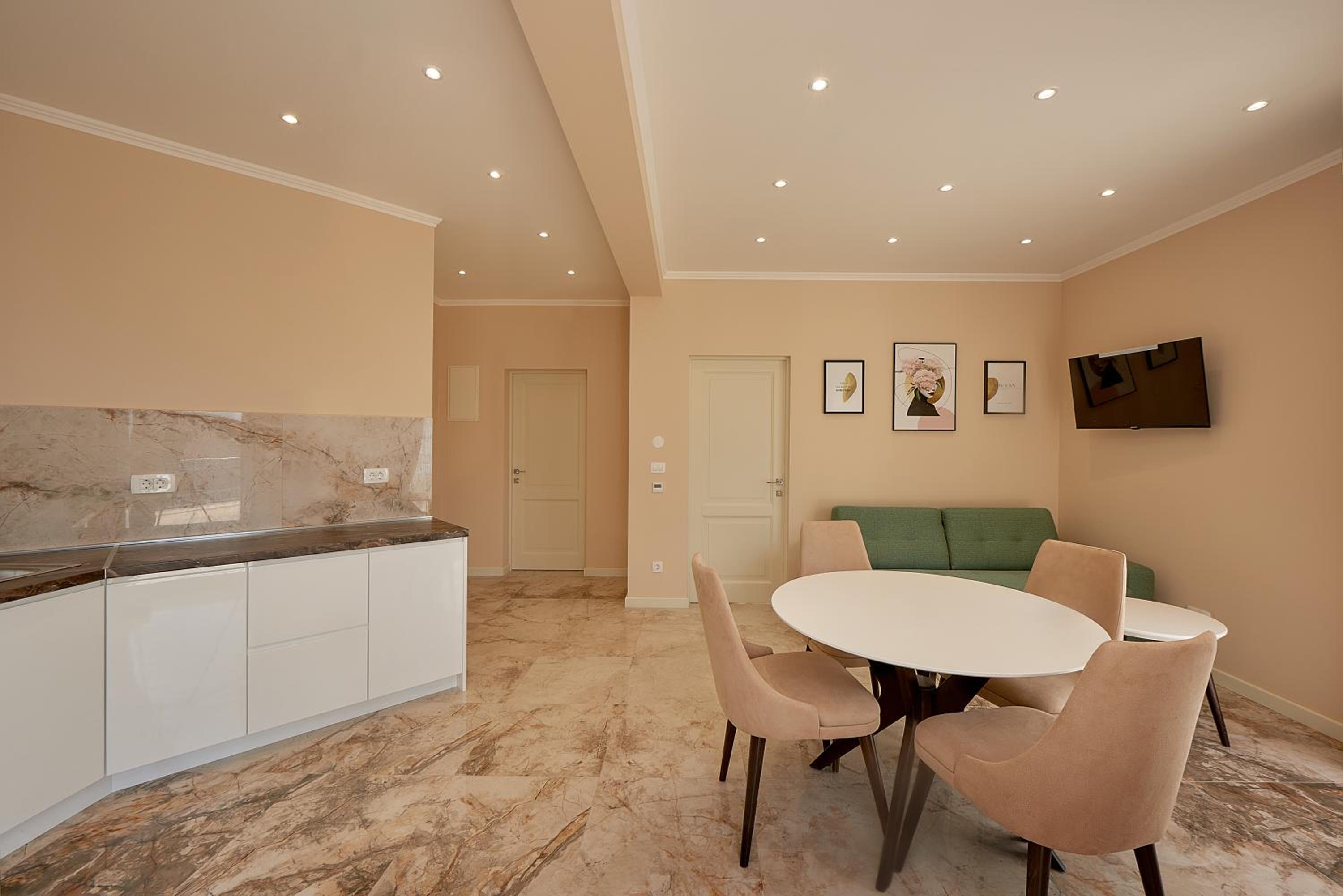 Two-Bedroom Villa photo 2