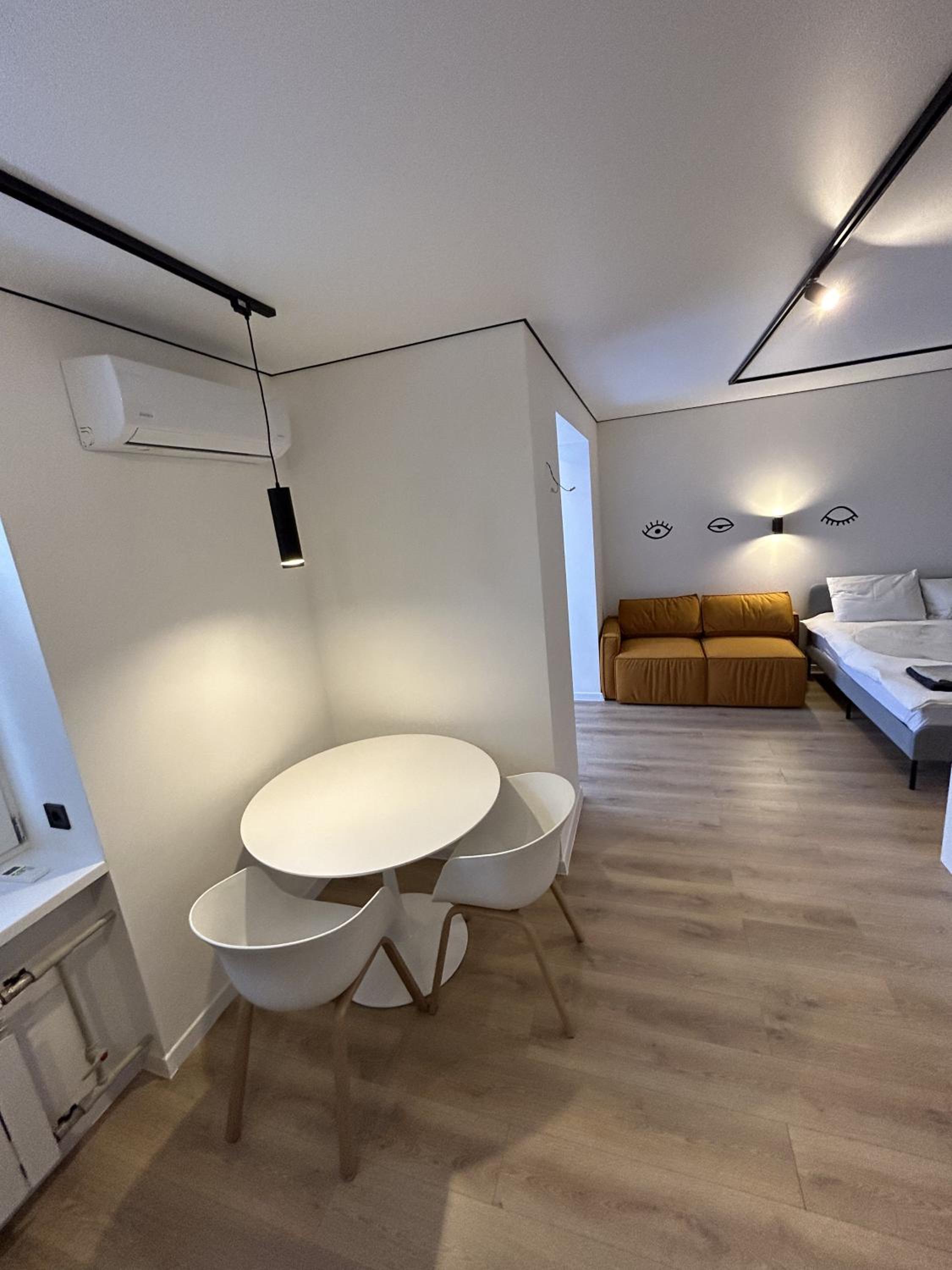 Studio Apartment photo 3
