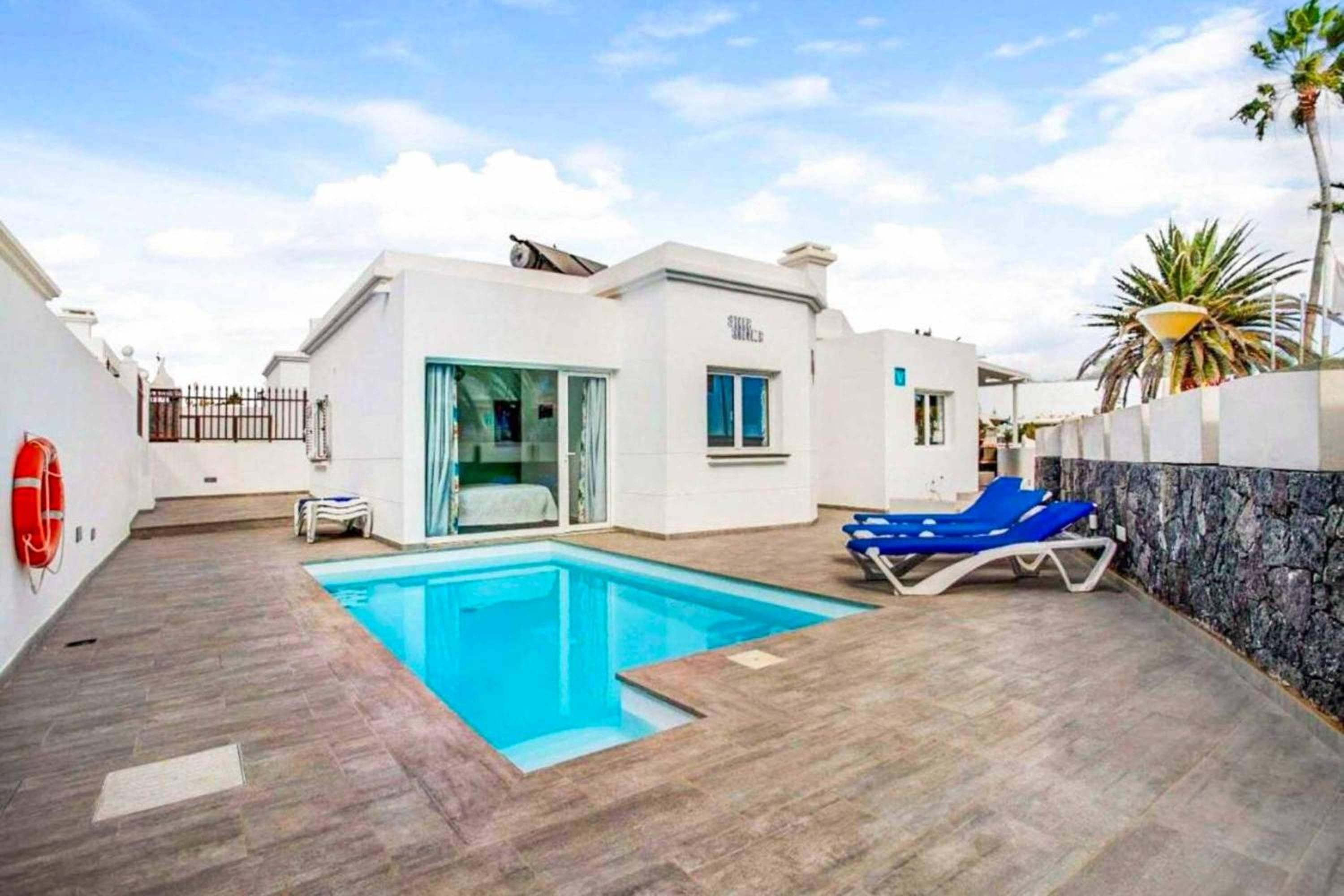 Villa de Tres Habitaciones