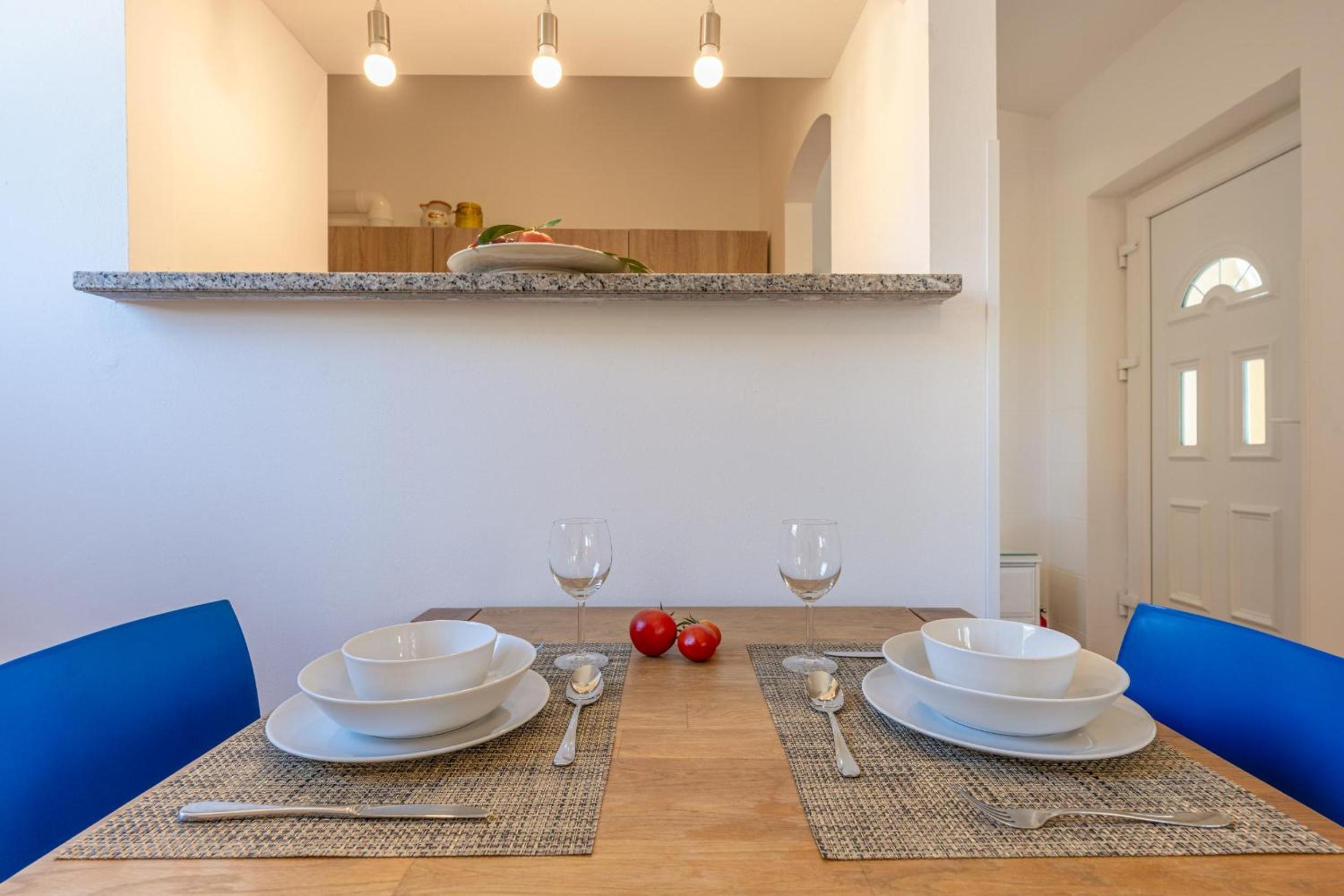 Apartment - Ground Floor photo 2