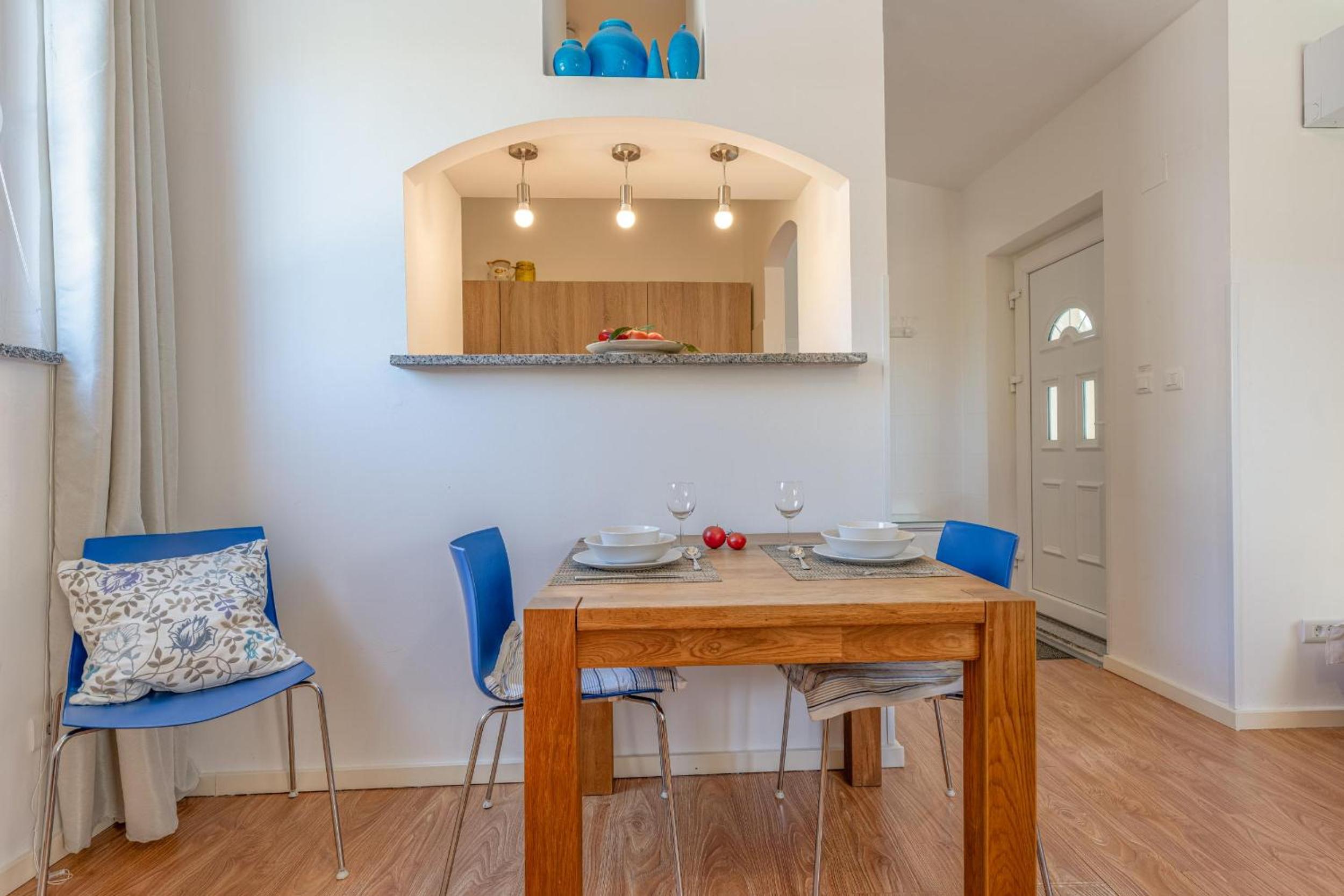 Apartment - Ground Floor photo 3