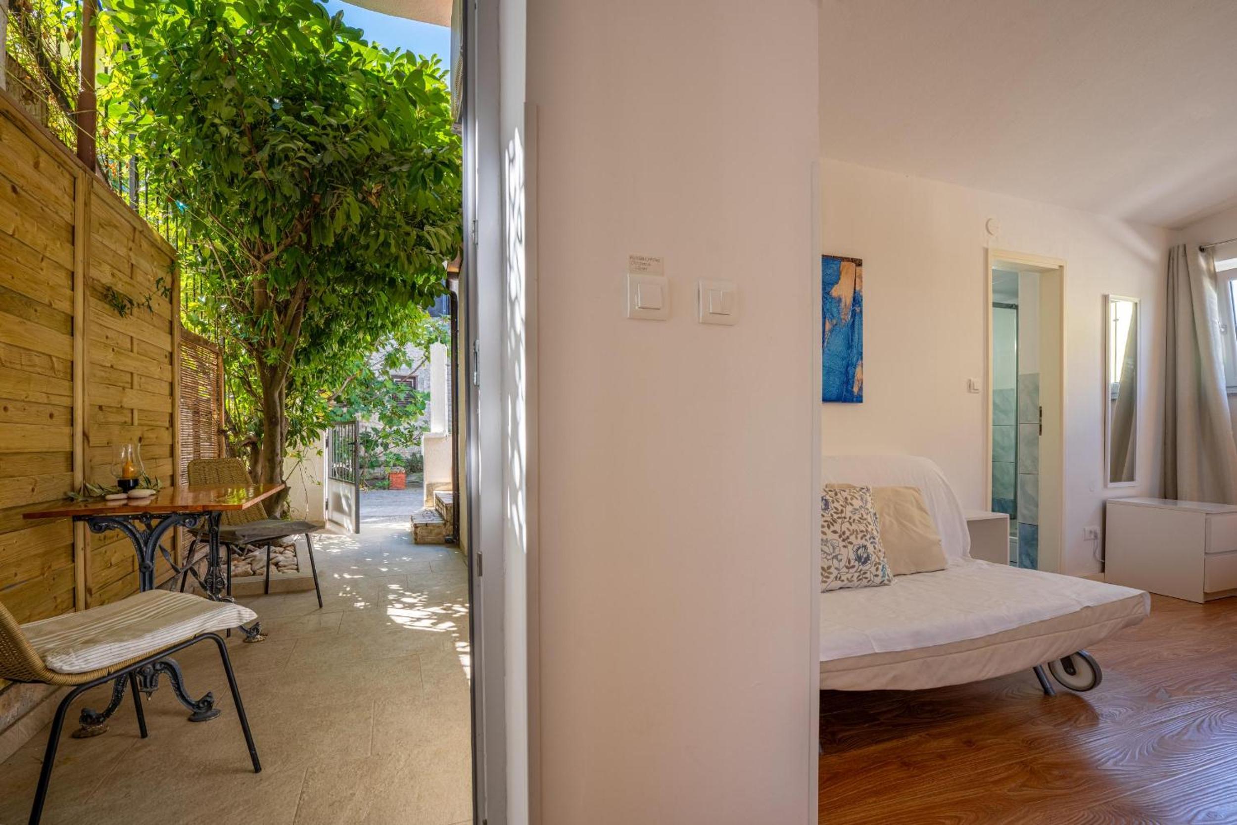 Apartment - Ground Floor photo 1
