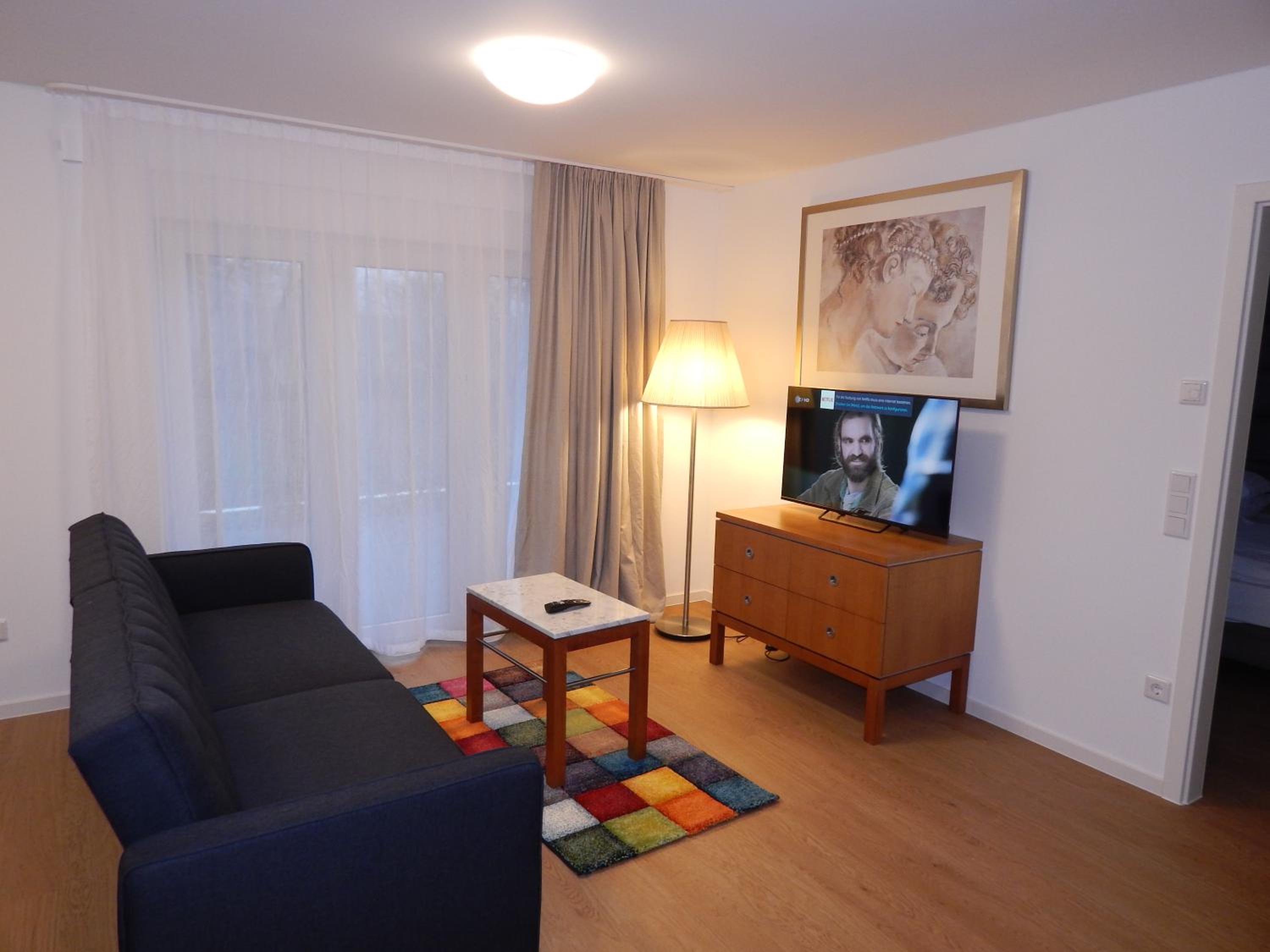 One-Bedroom Apartment photo 3