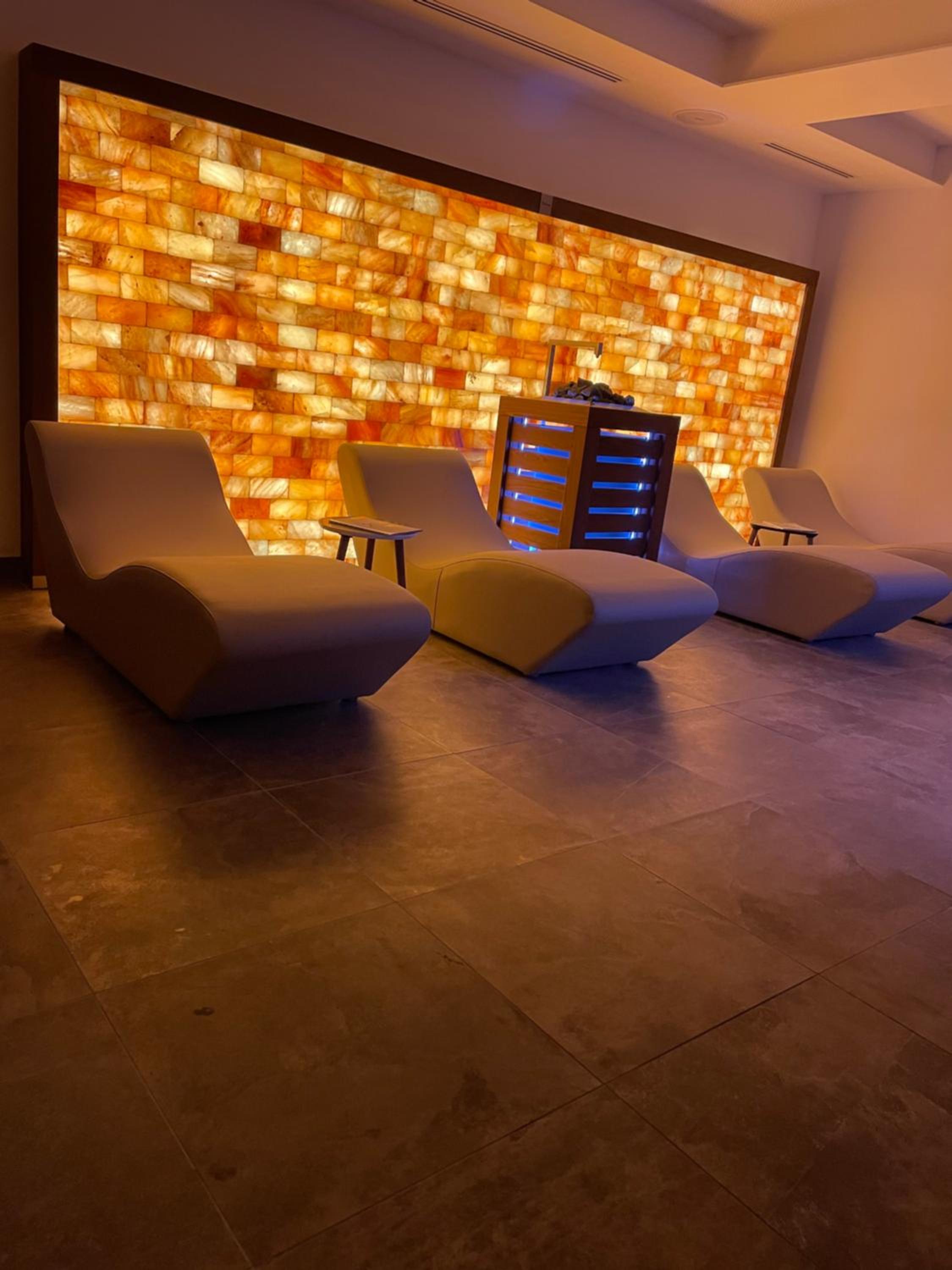 Double or Twin Room with Spa Access photo 2