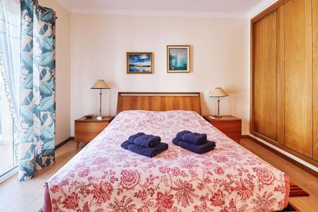 Three-Bedroom House photo 3