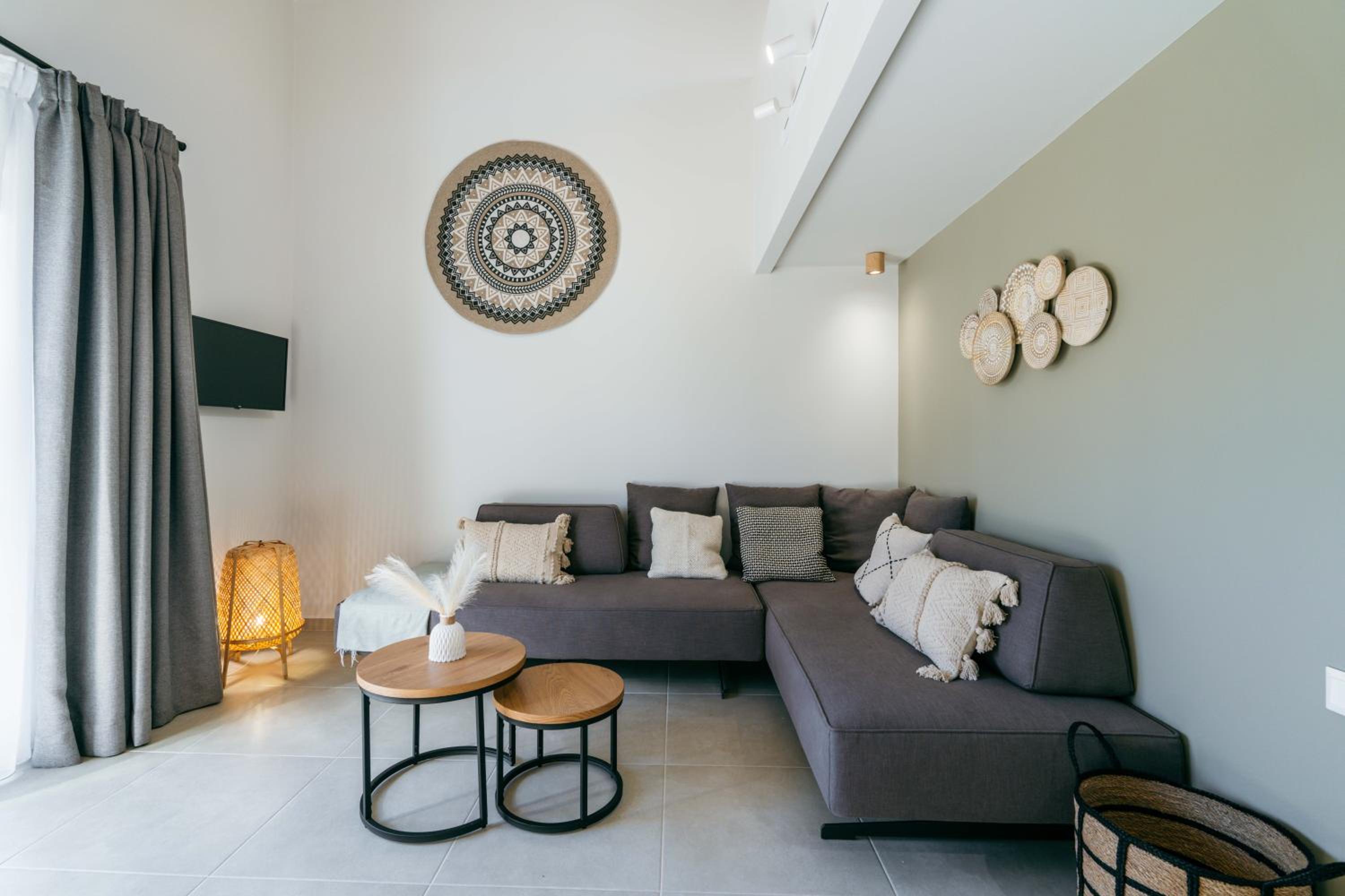 Maisonette photo 1