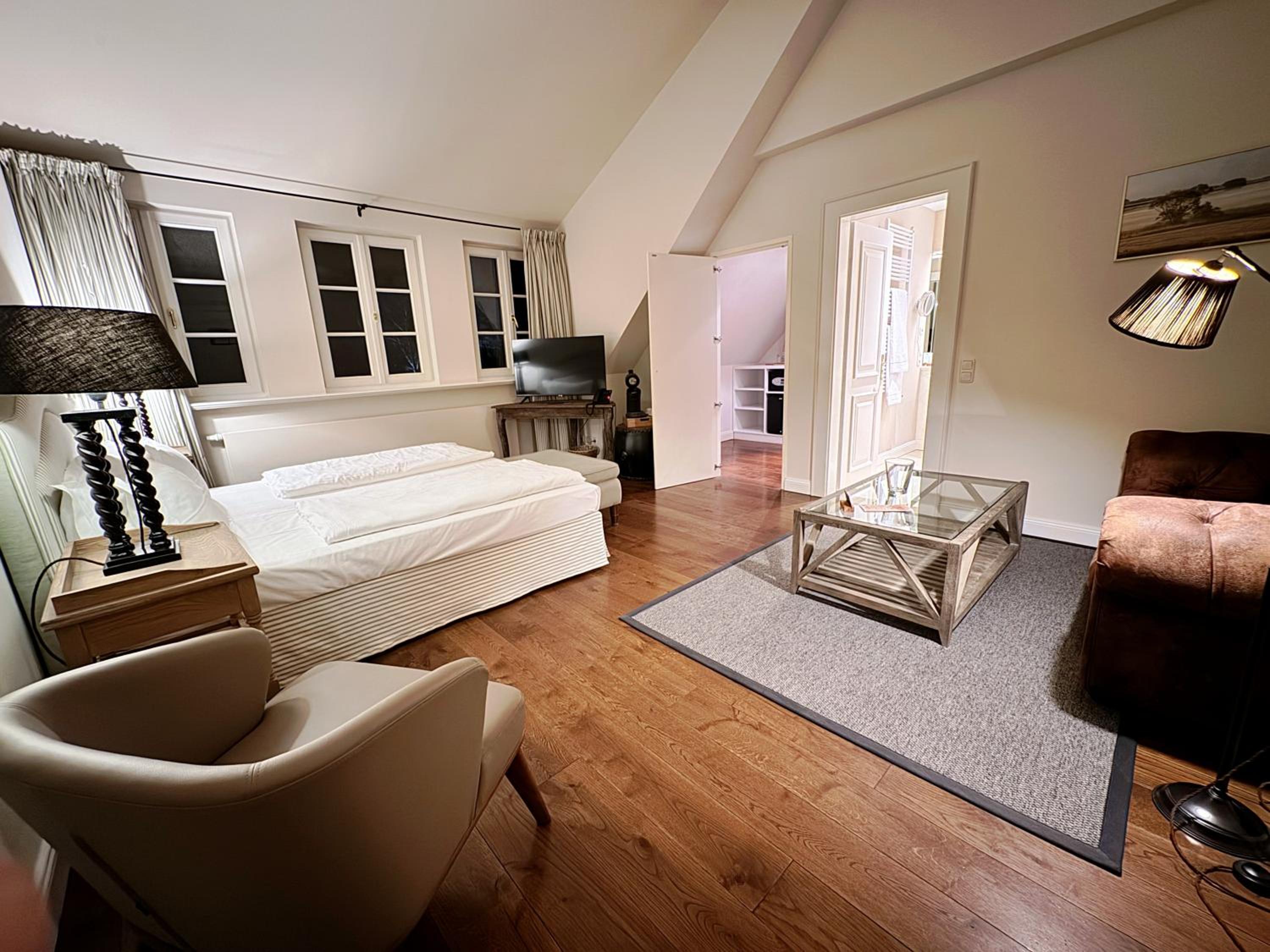 Deluxe Double Room - Photo 5