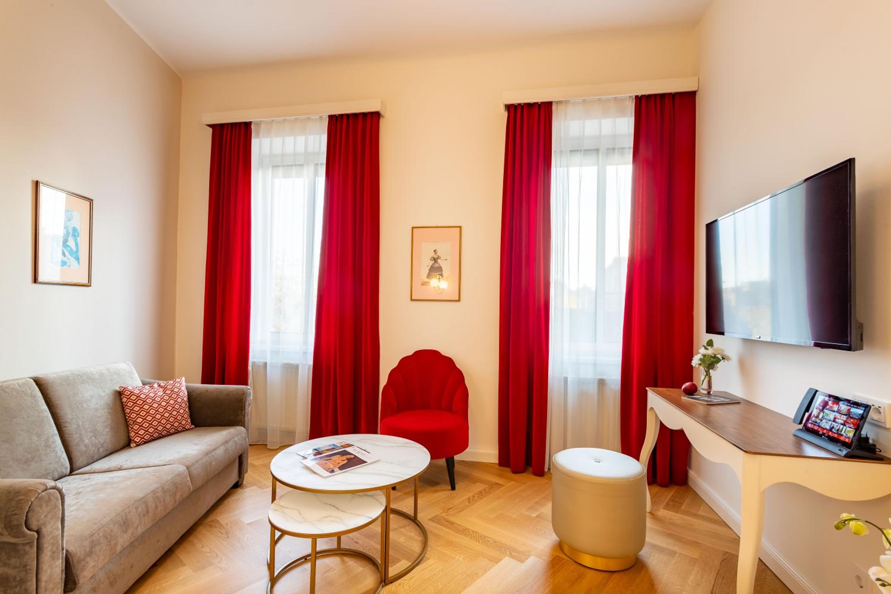 Superior Junior Suite photo 1