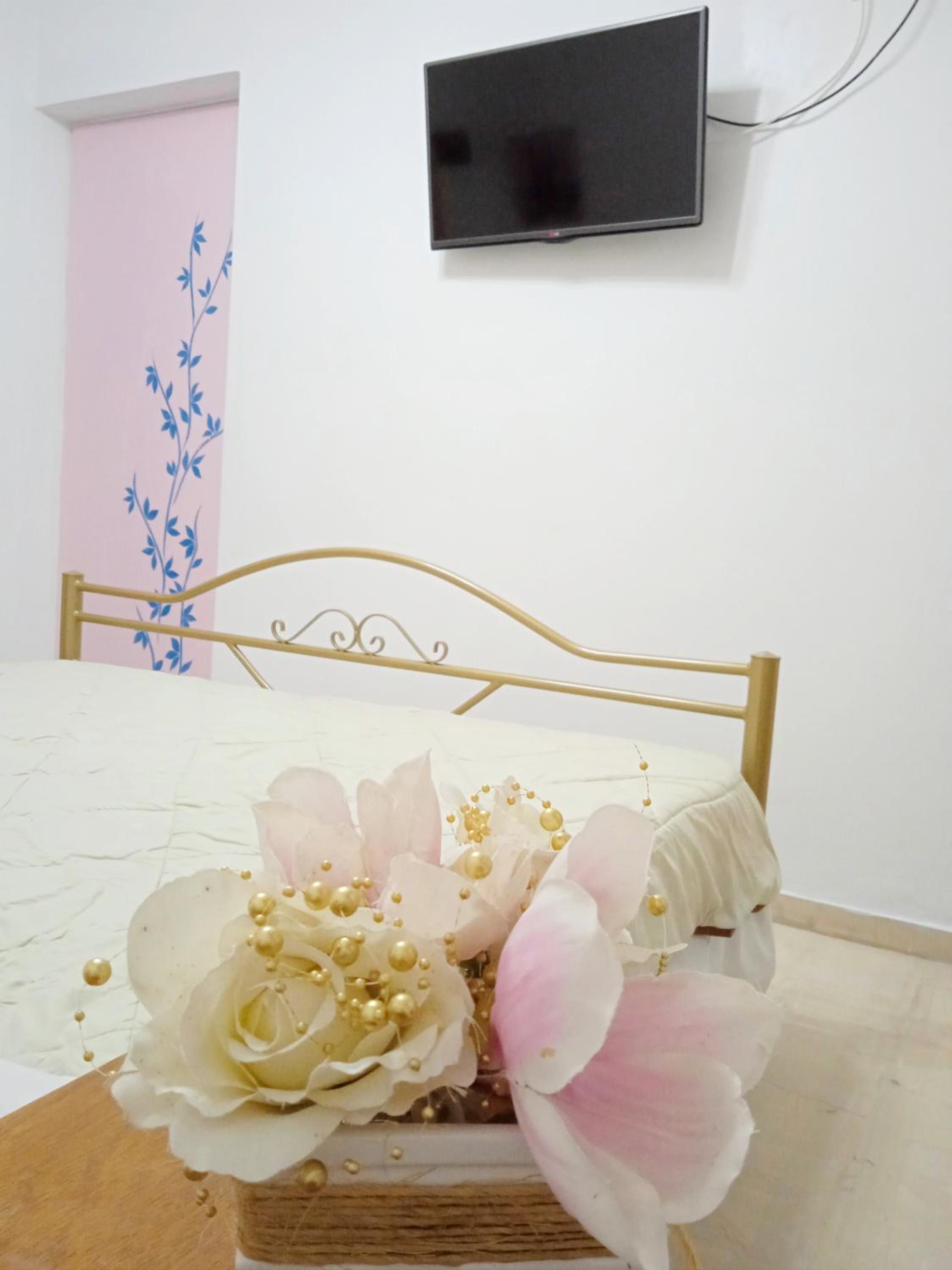 Family Room with Terrace - Photo 2