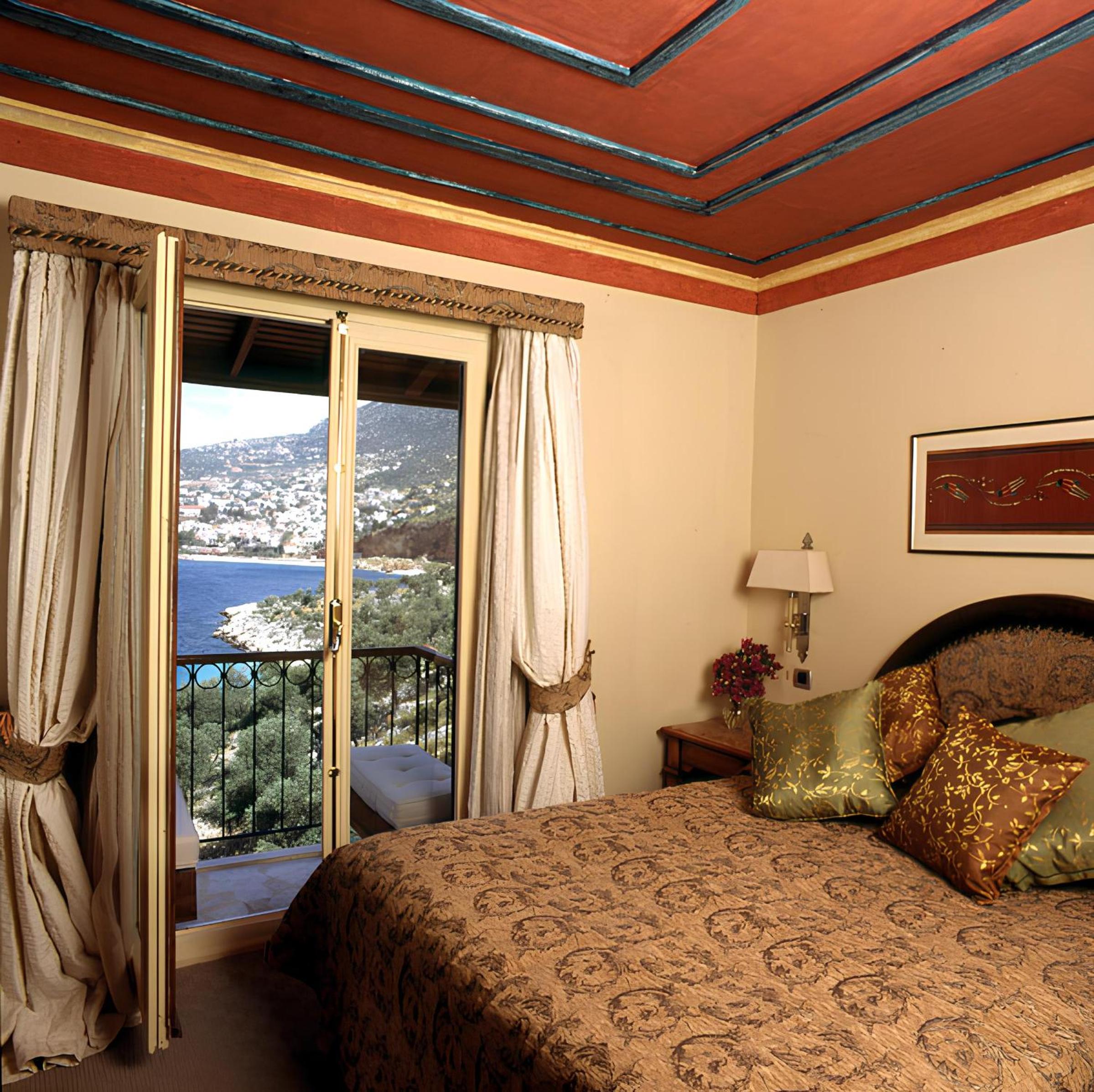 Double or Twin Room with Sea View photo 3