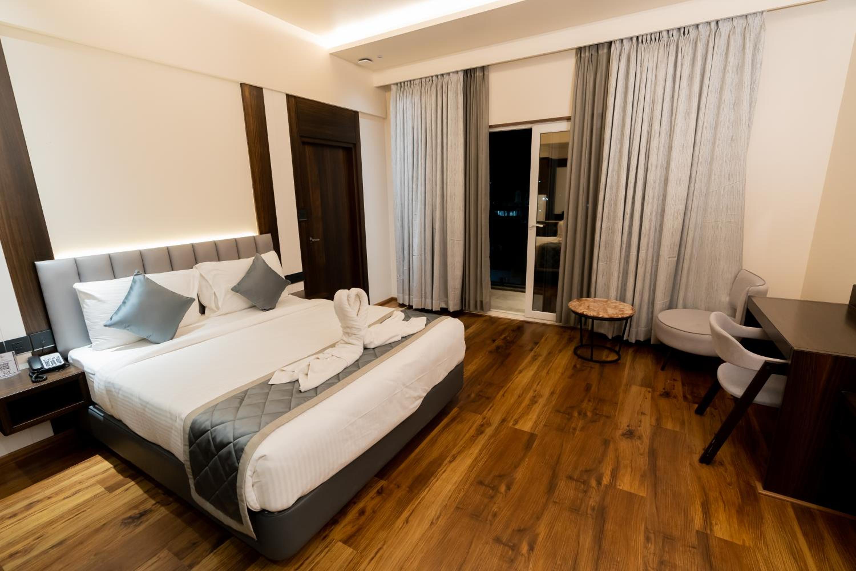 Deluxe Double Room photo 2