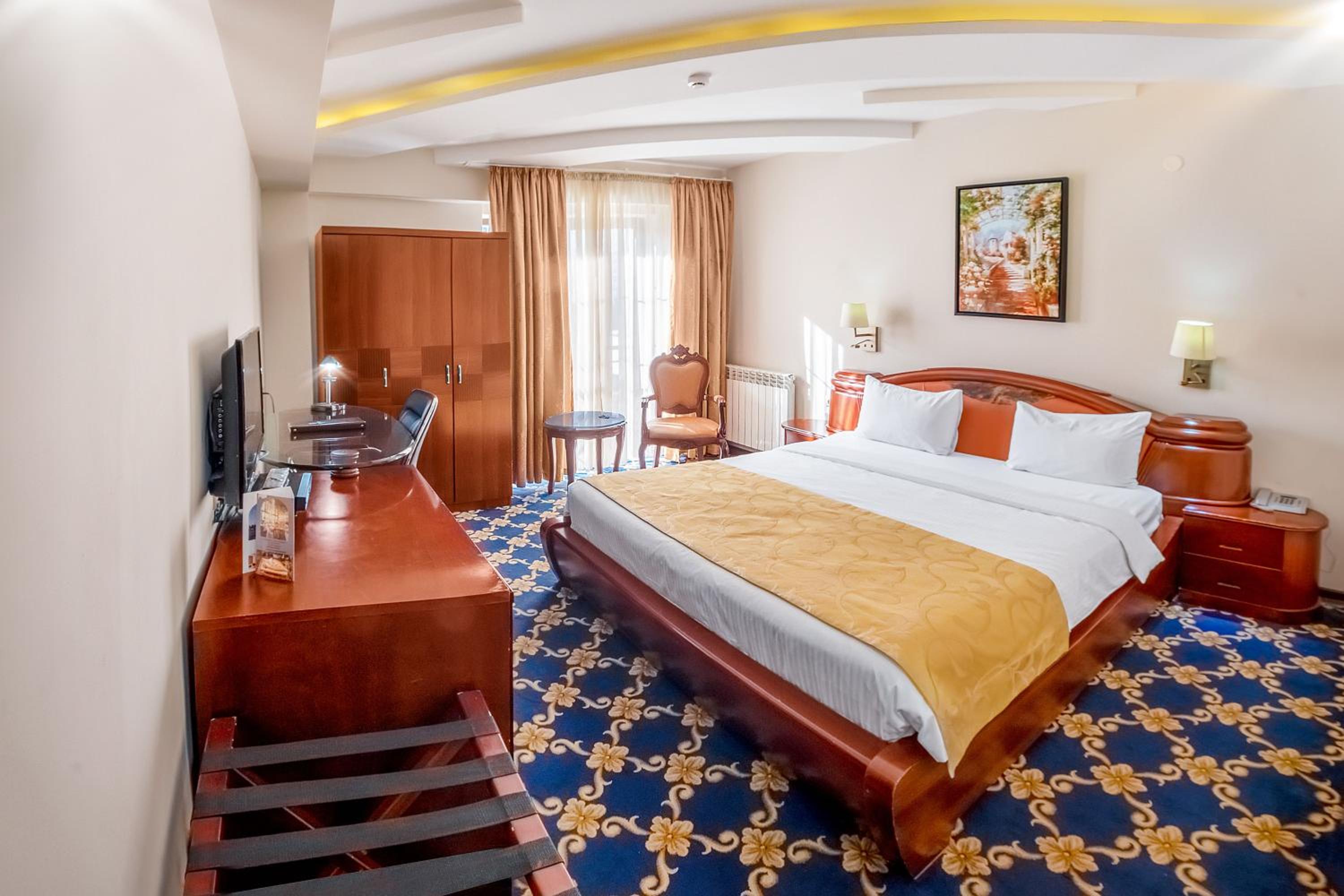 Standard Double Room - Photo 1