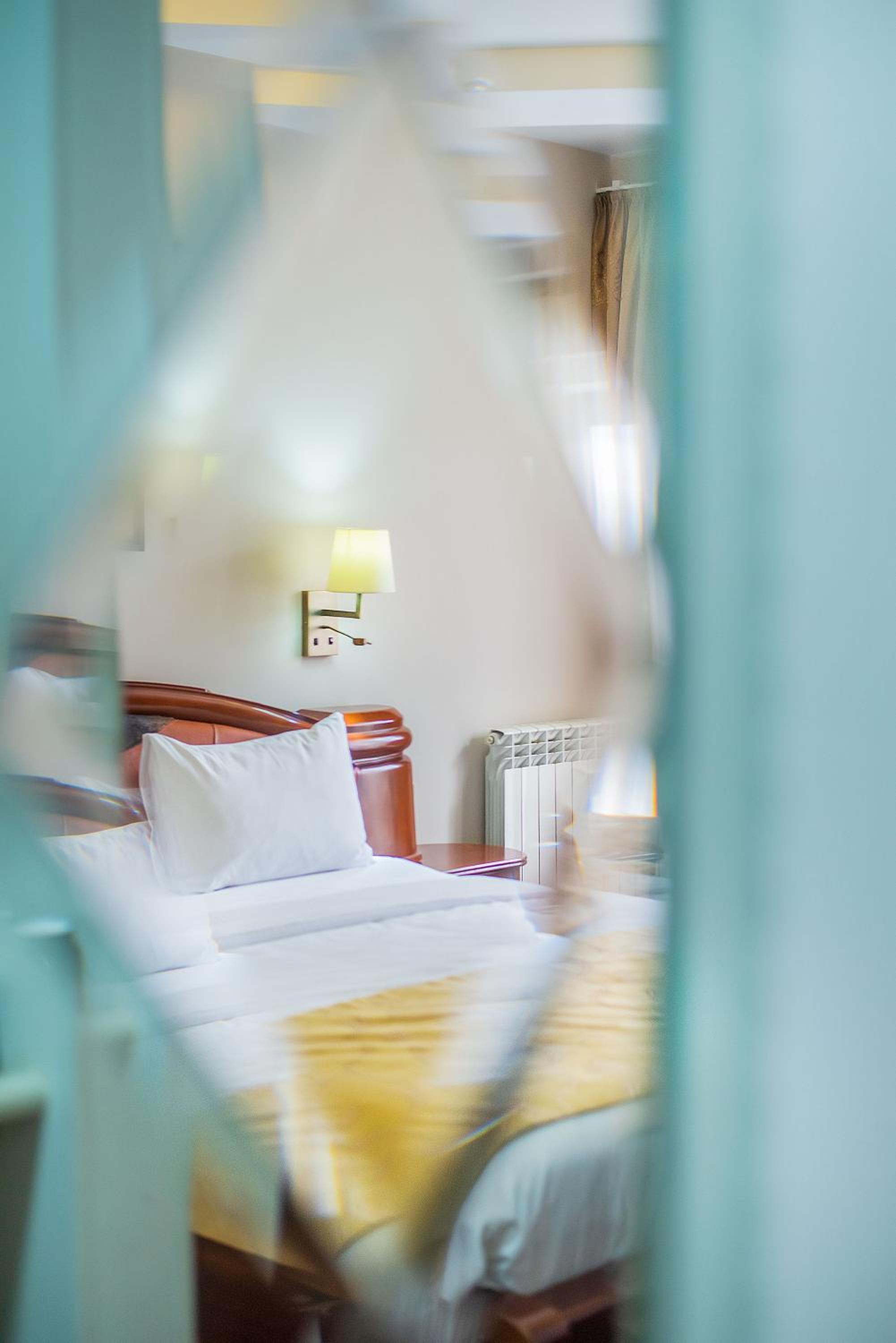 Standard Double Room - Photo 6