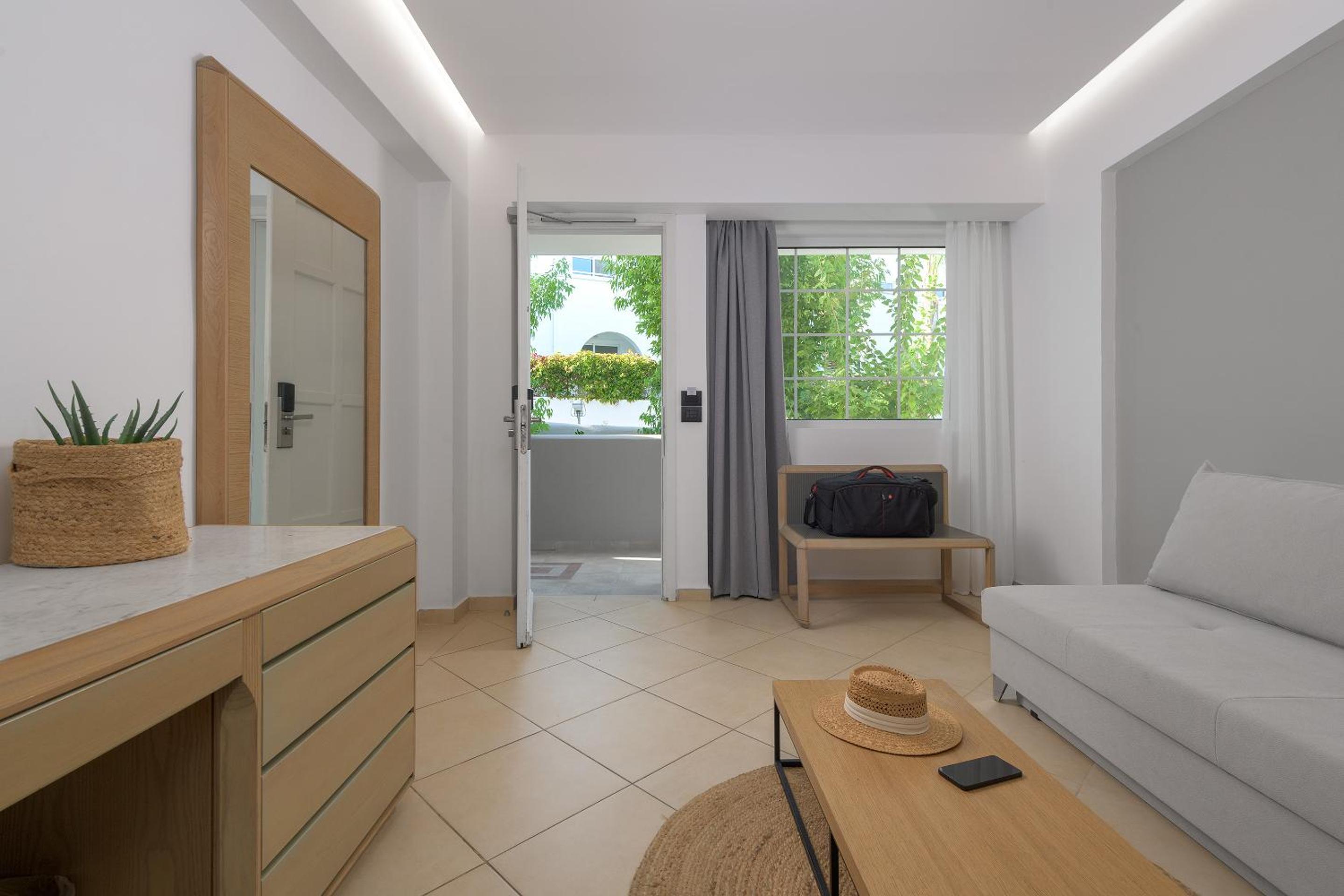  Suite with Sea View - Photo 6