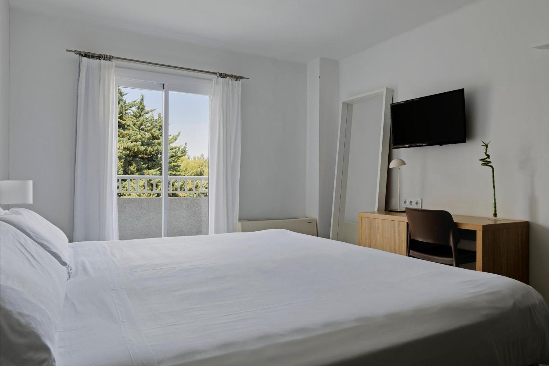Double Room - Photo 1