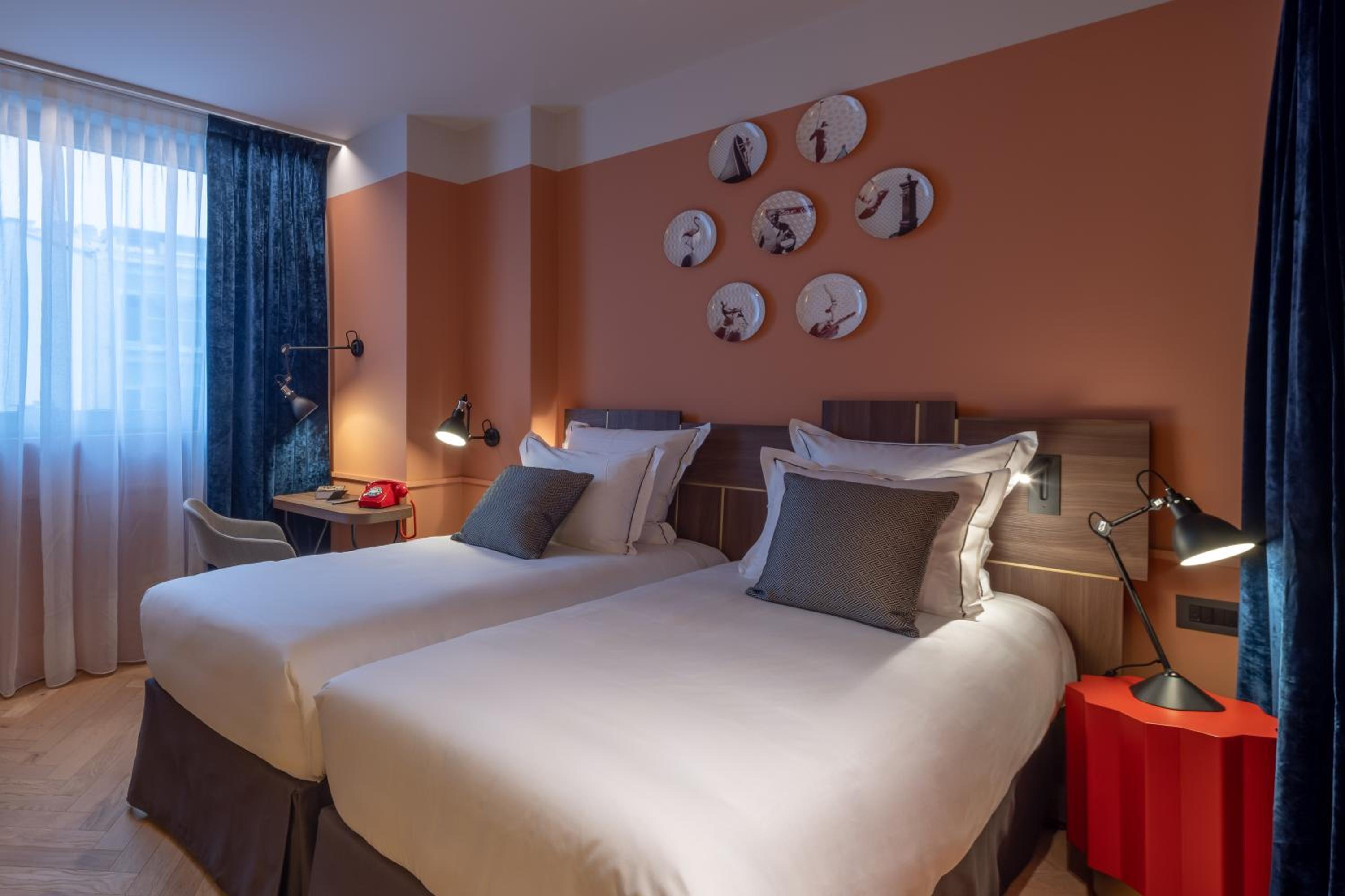 La Cozy Twin Room