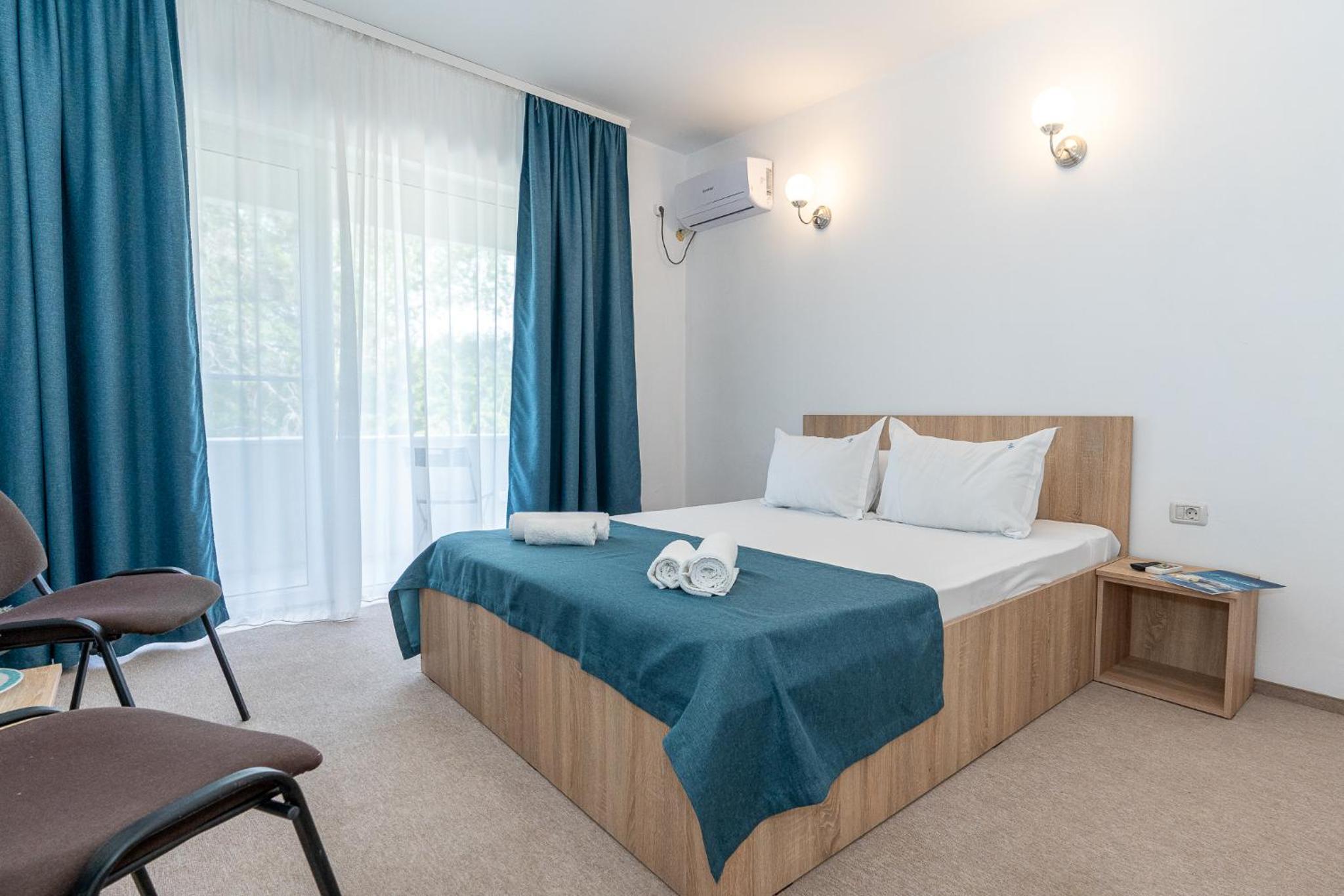 Double room with balcony Hotel Irina